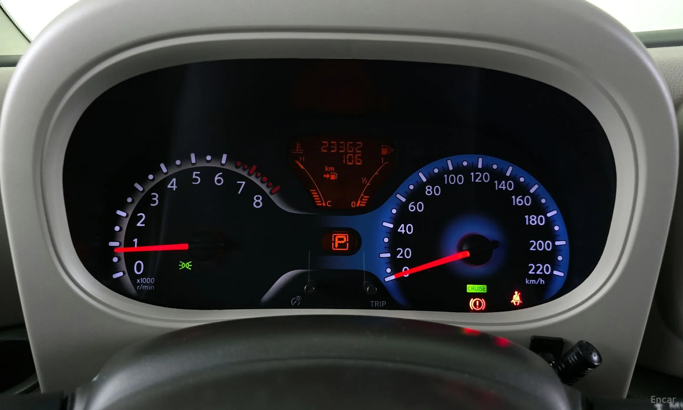 Nissan Cube превью 8