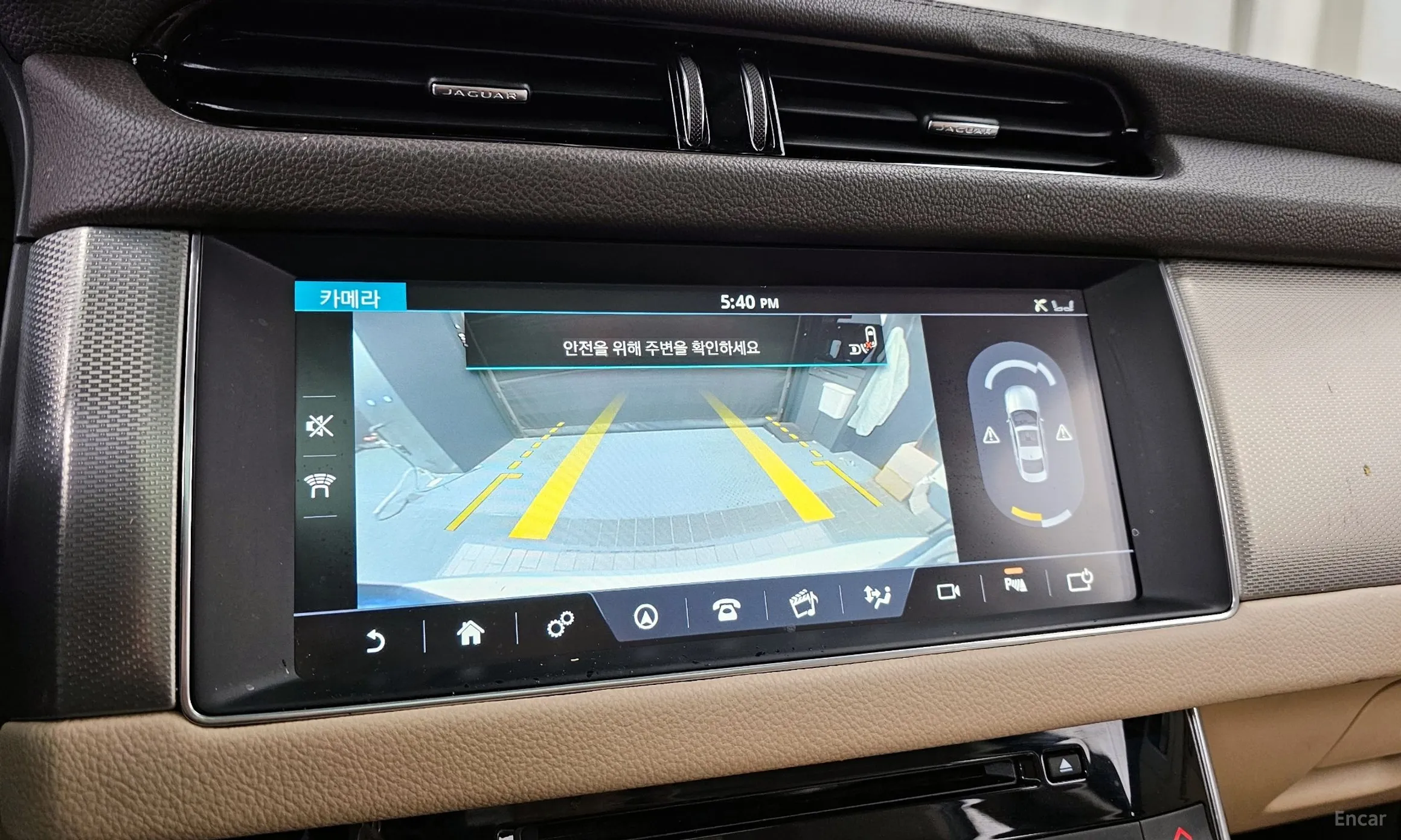 Jaguar XF (x260) превью 15