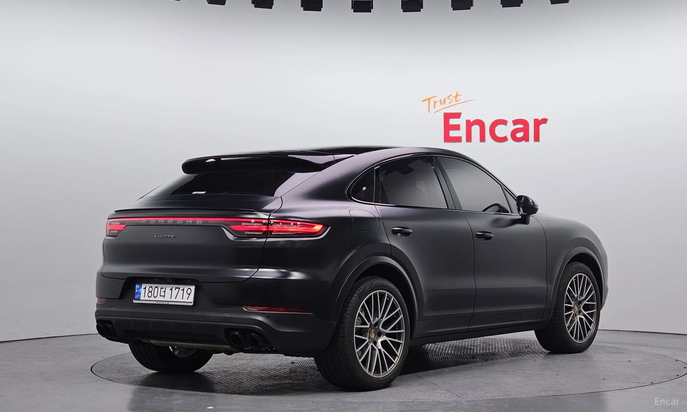 Porsche Cayenne (PO536) превью 2