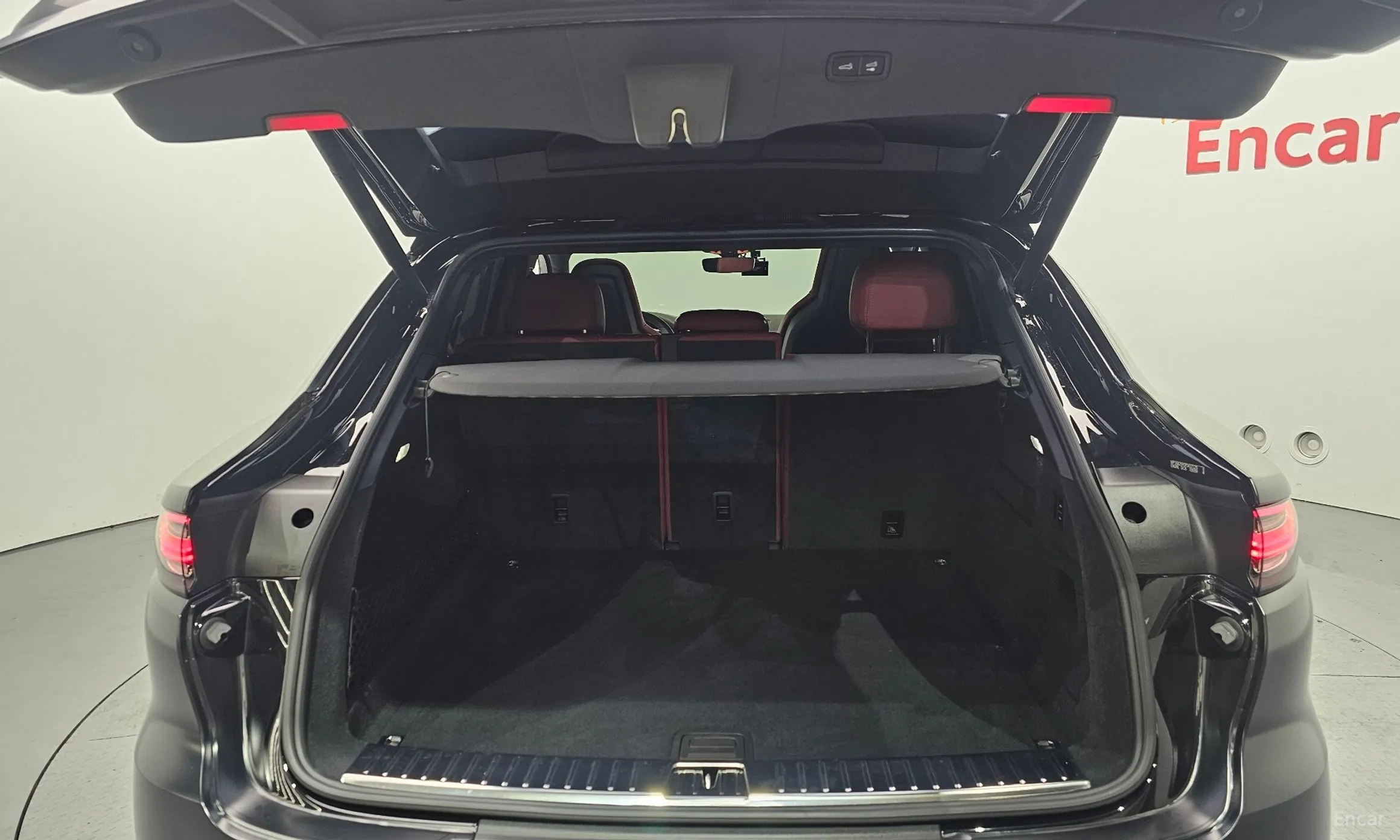 Porsche Cayenne (PO536) превью 19