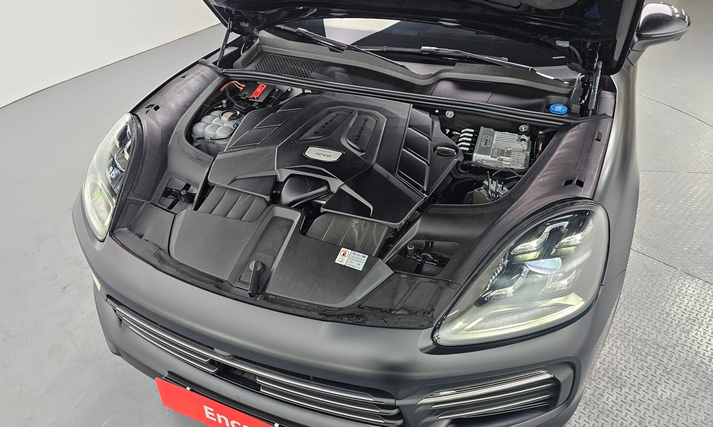 Porsche Cayenne (PO536) превью 6