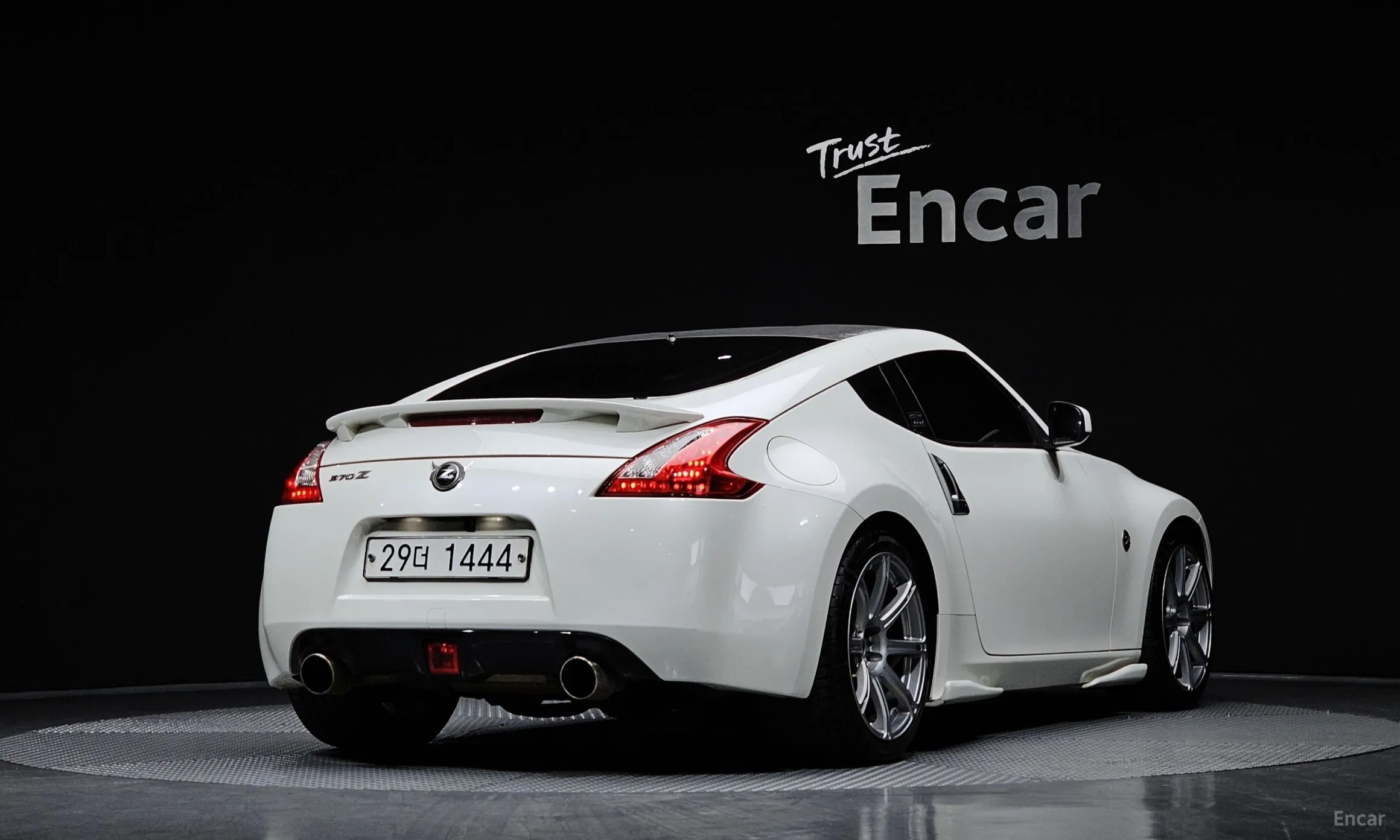 Nissan 370Z превью 2