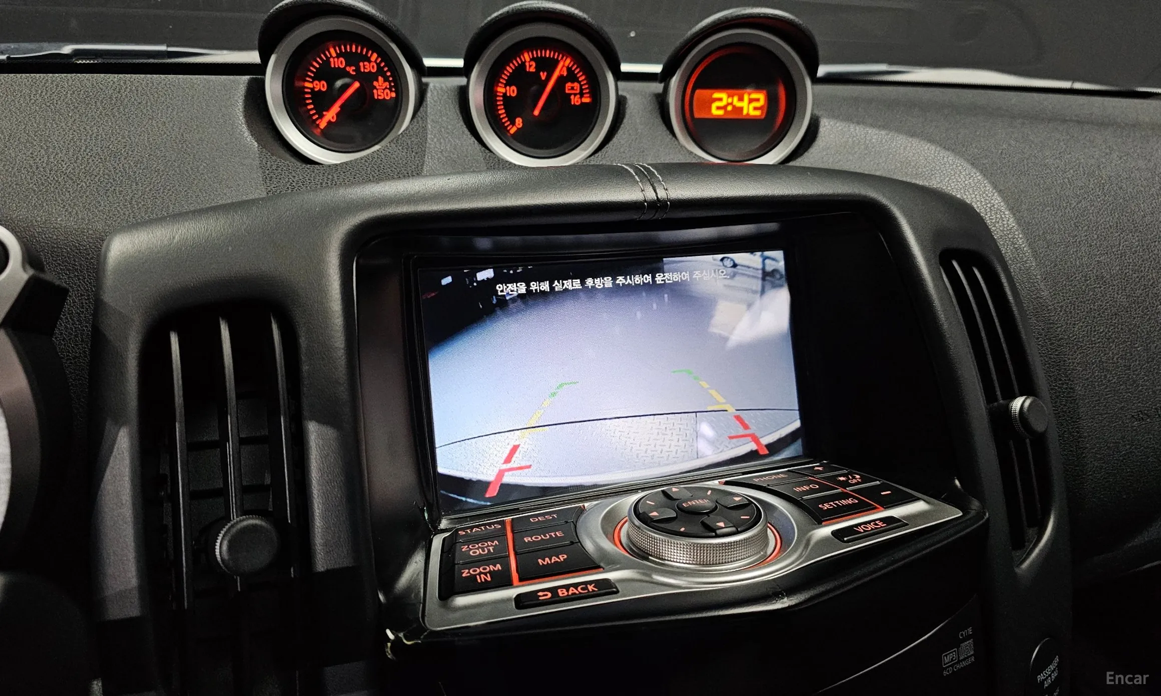 Nissan 370Z превью 17