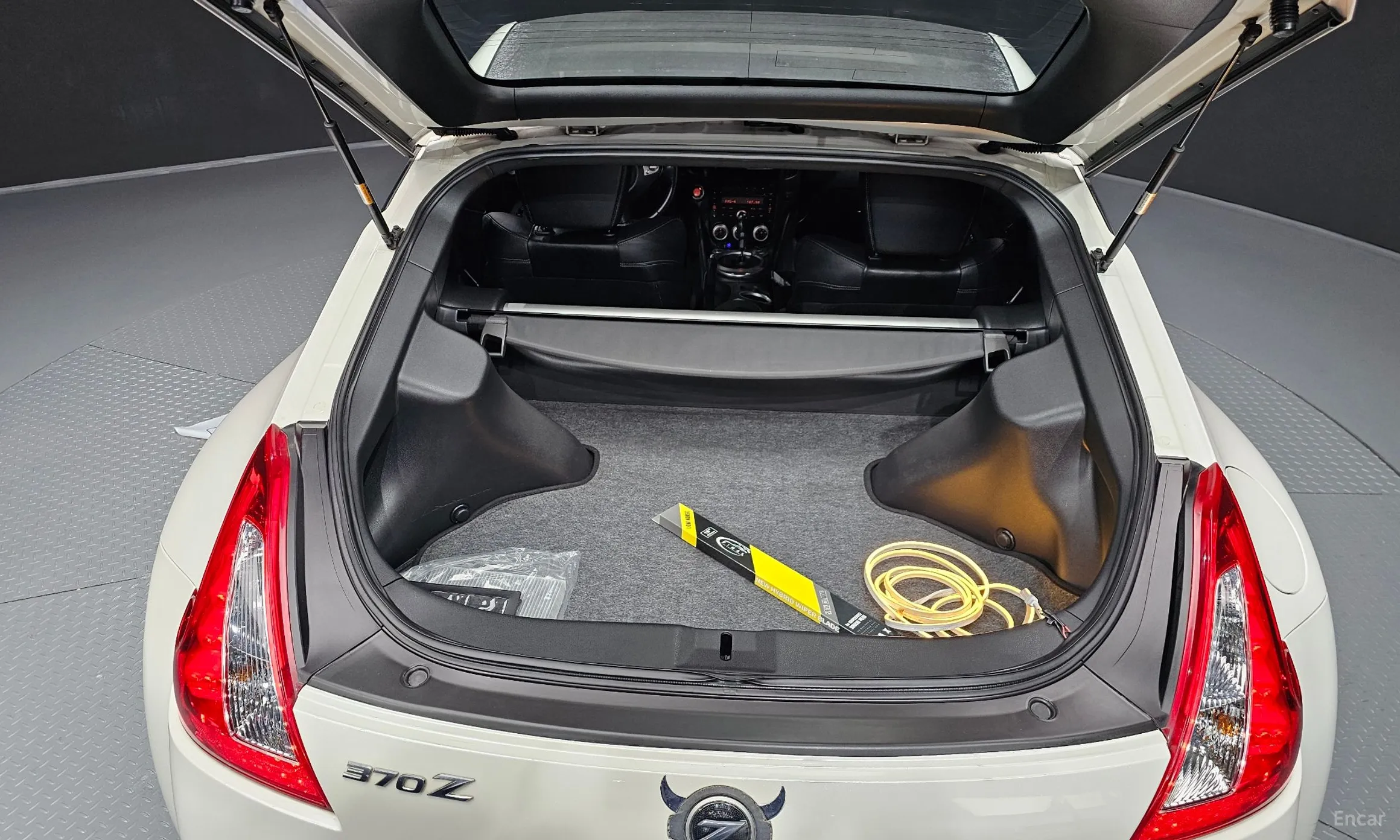 Nissan 370Z превью 20