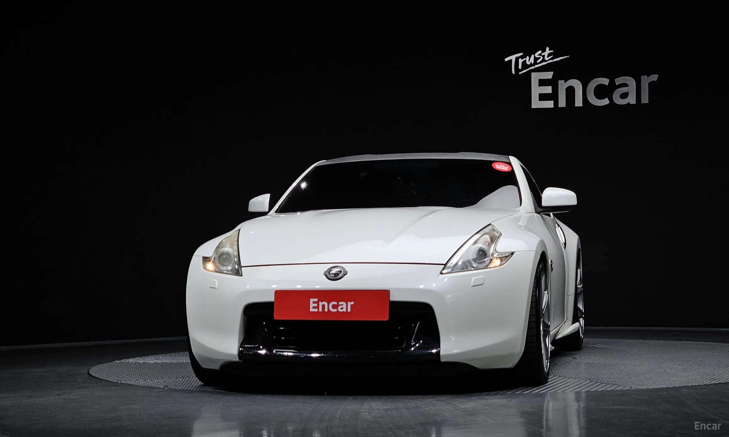 Nissan 370Z превью 3