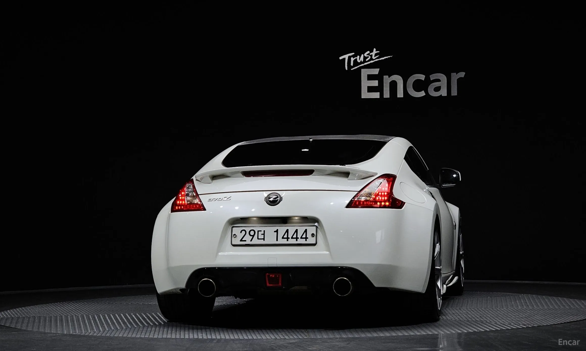 Nissan 370Z превью 4