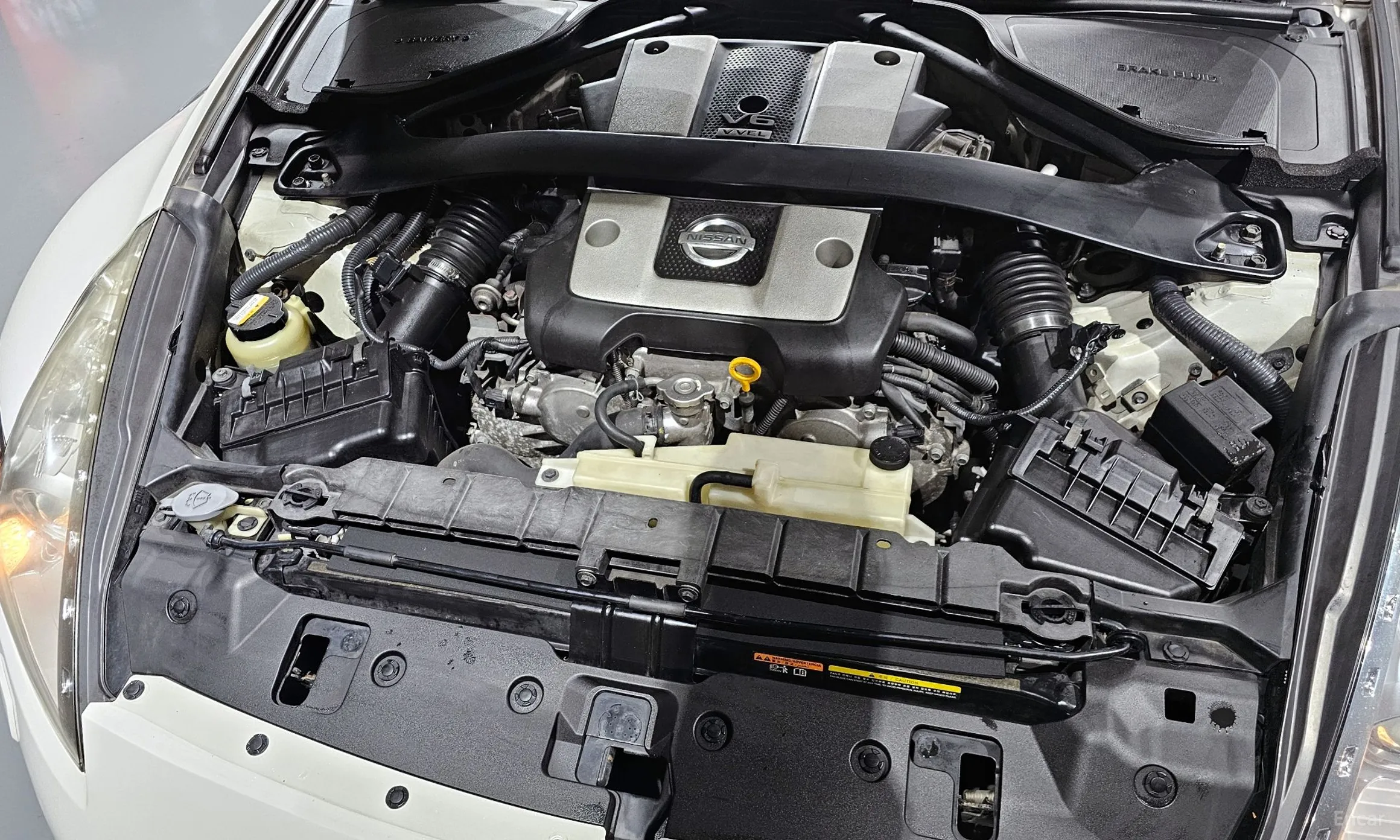 Nissan 370Z превью 6