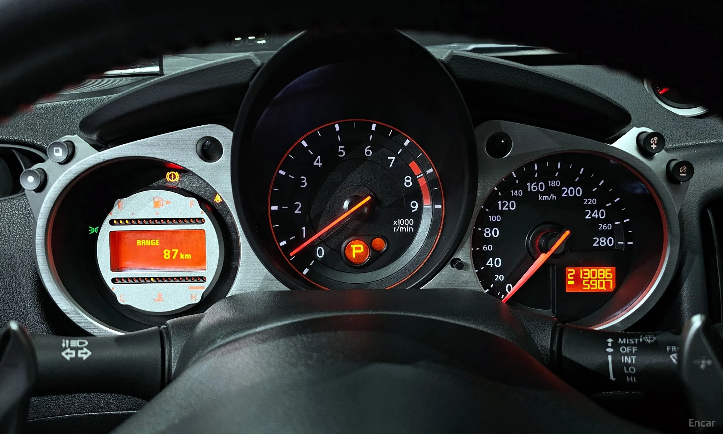 Nissan 370Z превью 8