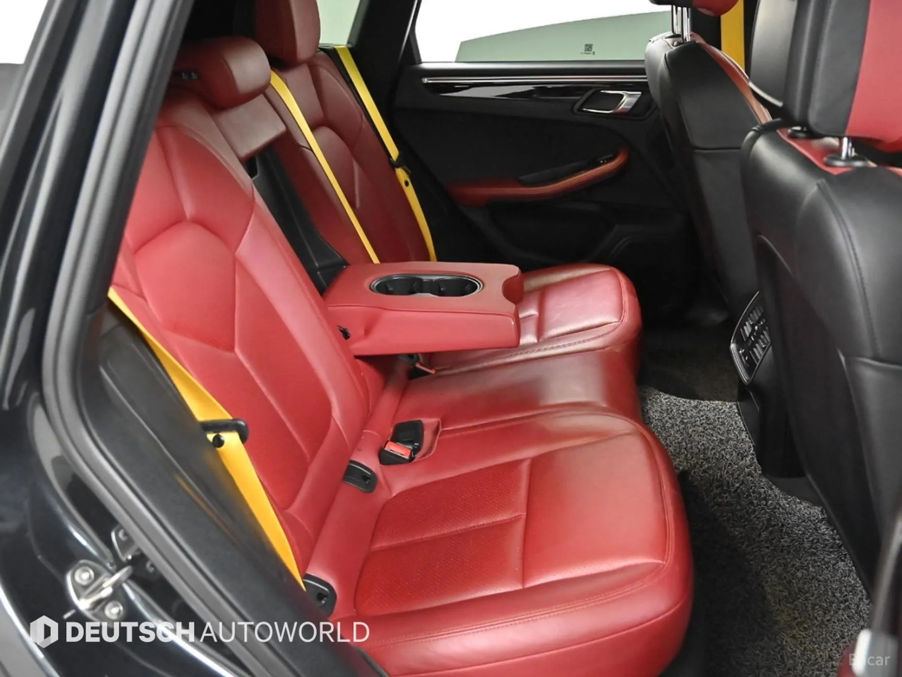 Porsche Macan превью 10