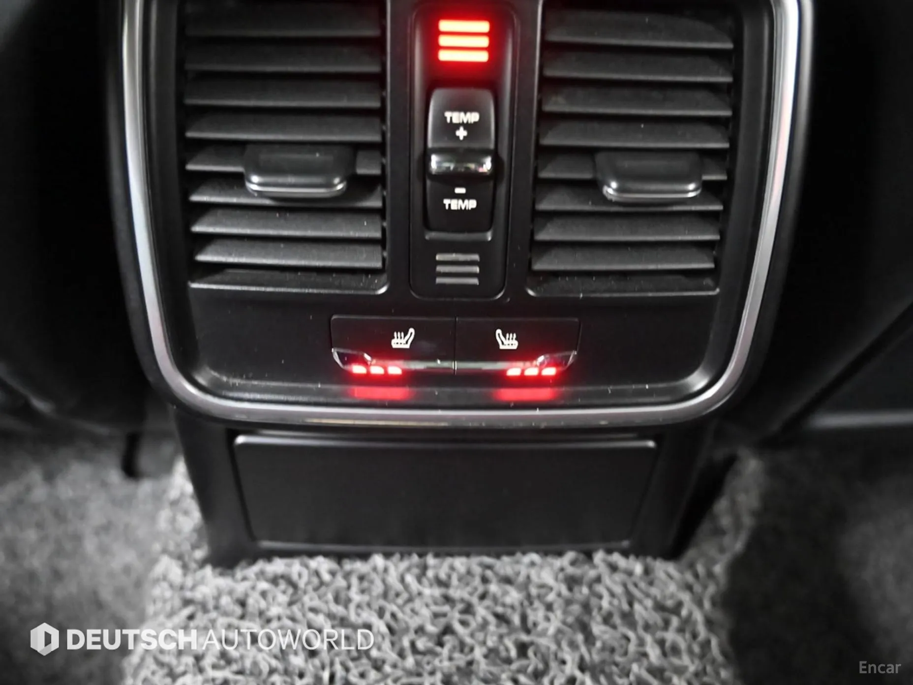 Porsche Macan превью 13