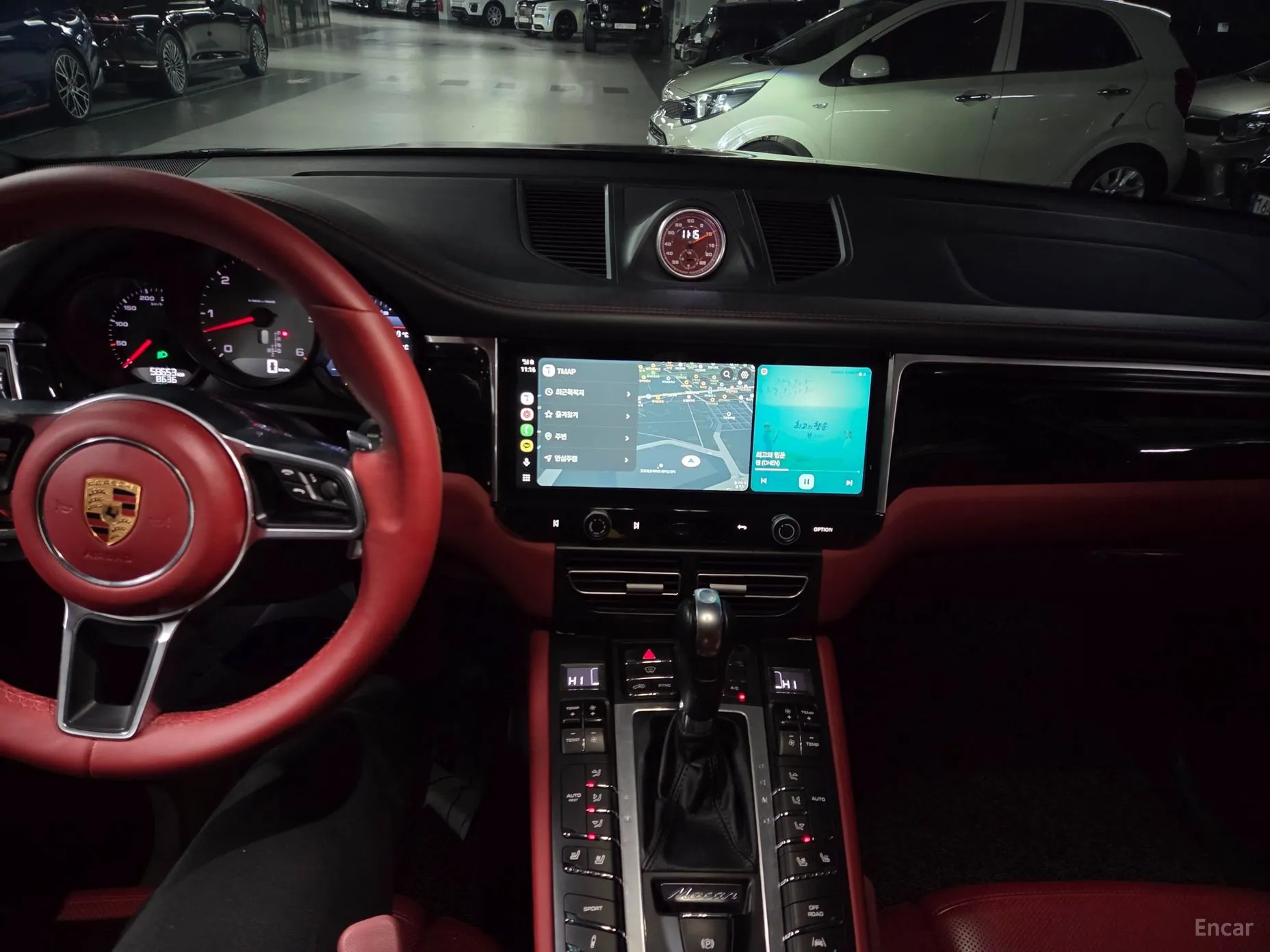 Porsche Macan превью 19