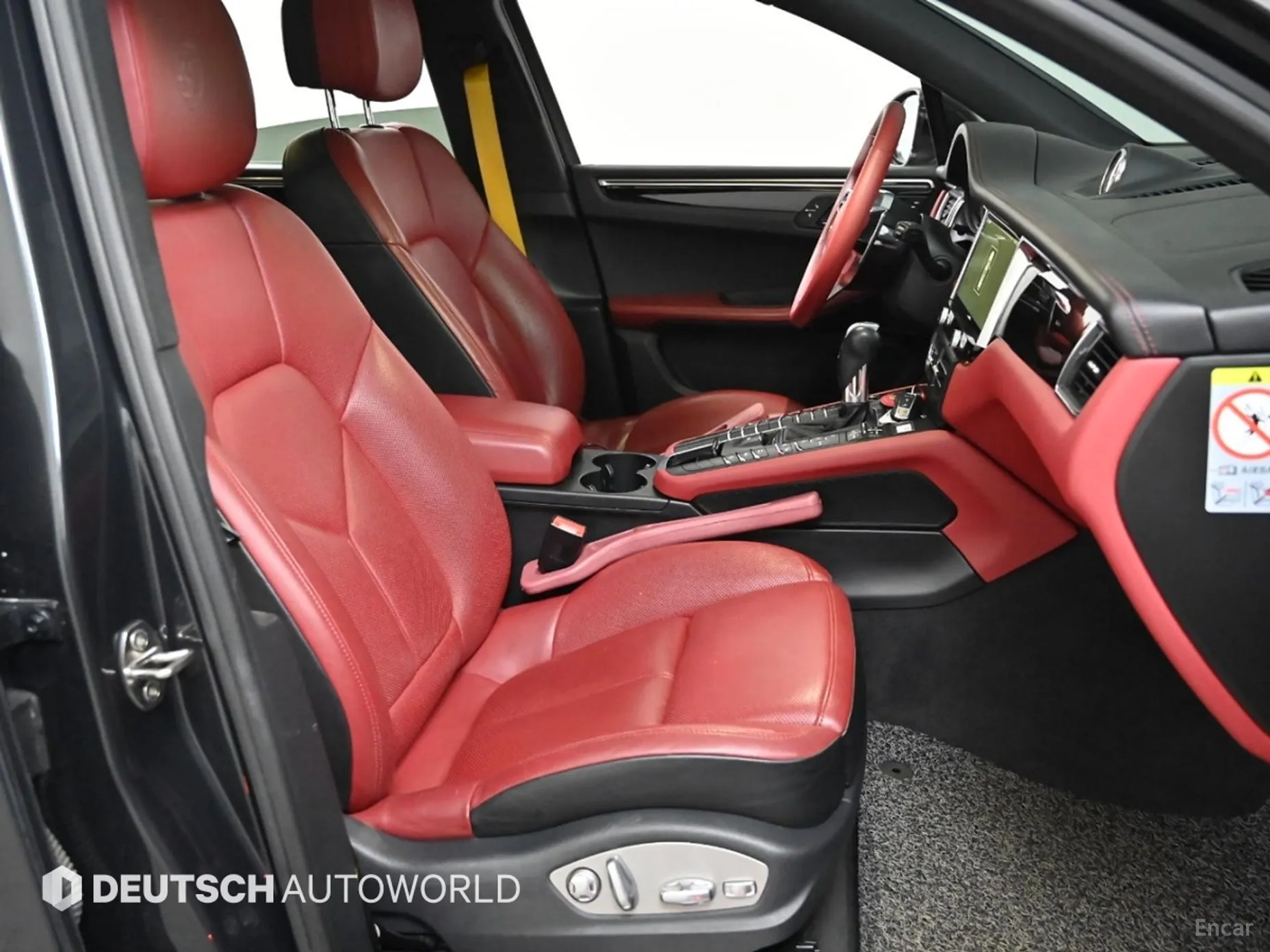 Porsche Macan превью 8