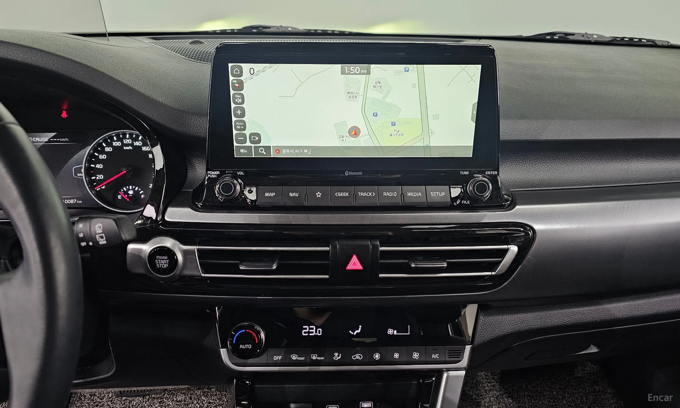 Kia Seltos превью 14