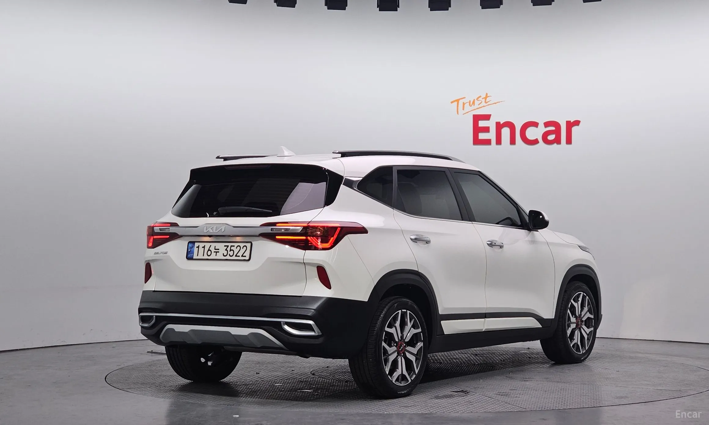 Kia Seltos превью 2