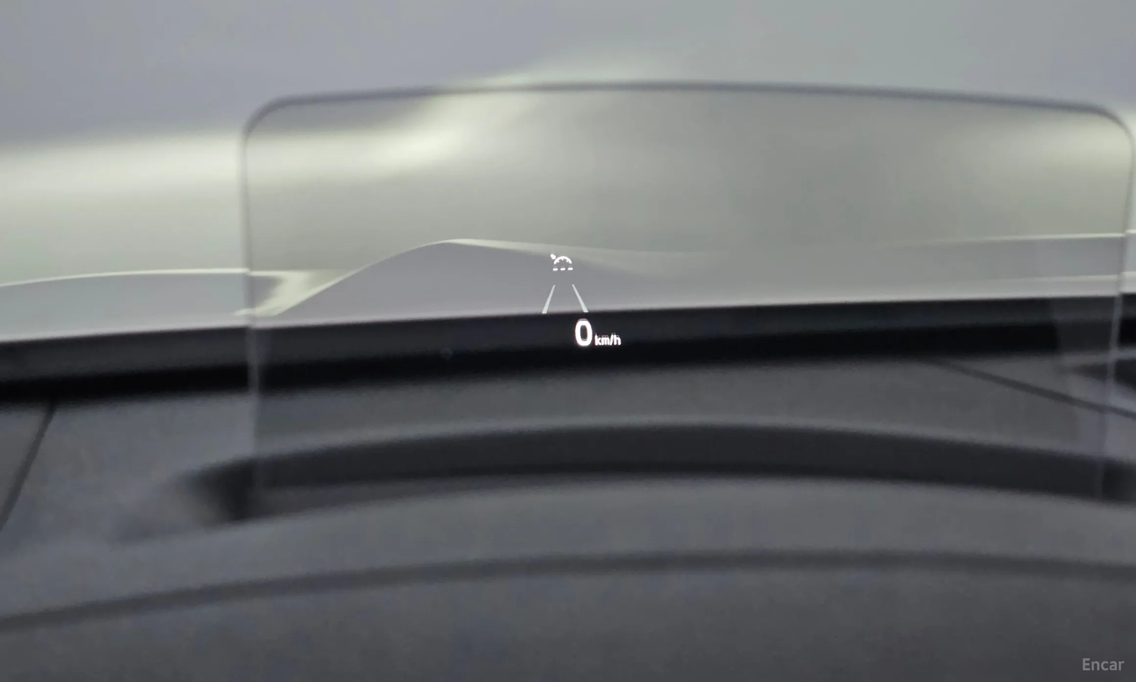 Kia Seltos превью 17