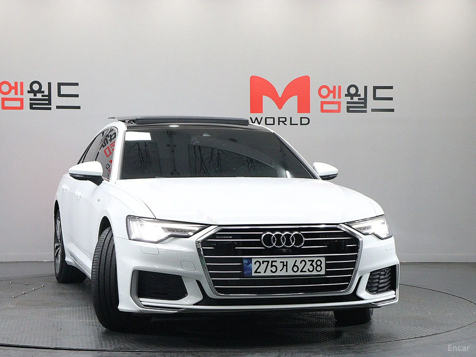 Audi A6 (C8) превью 2