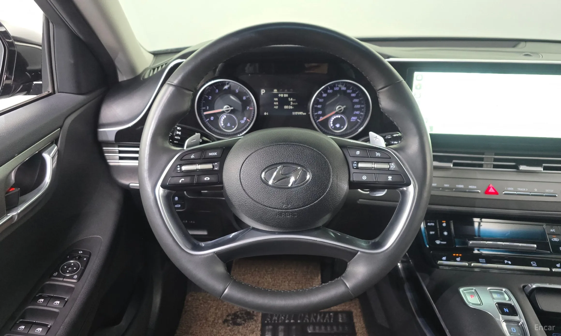 Hyundai Grandeur IG превью 13