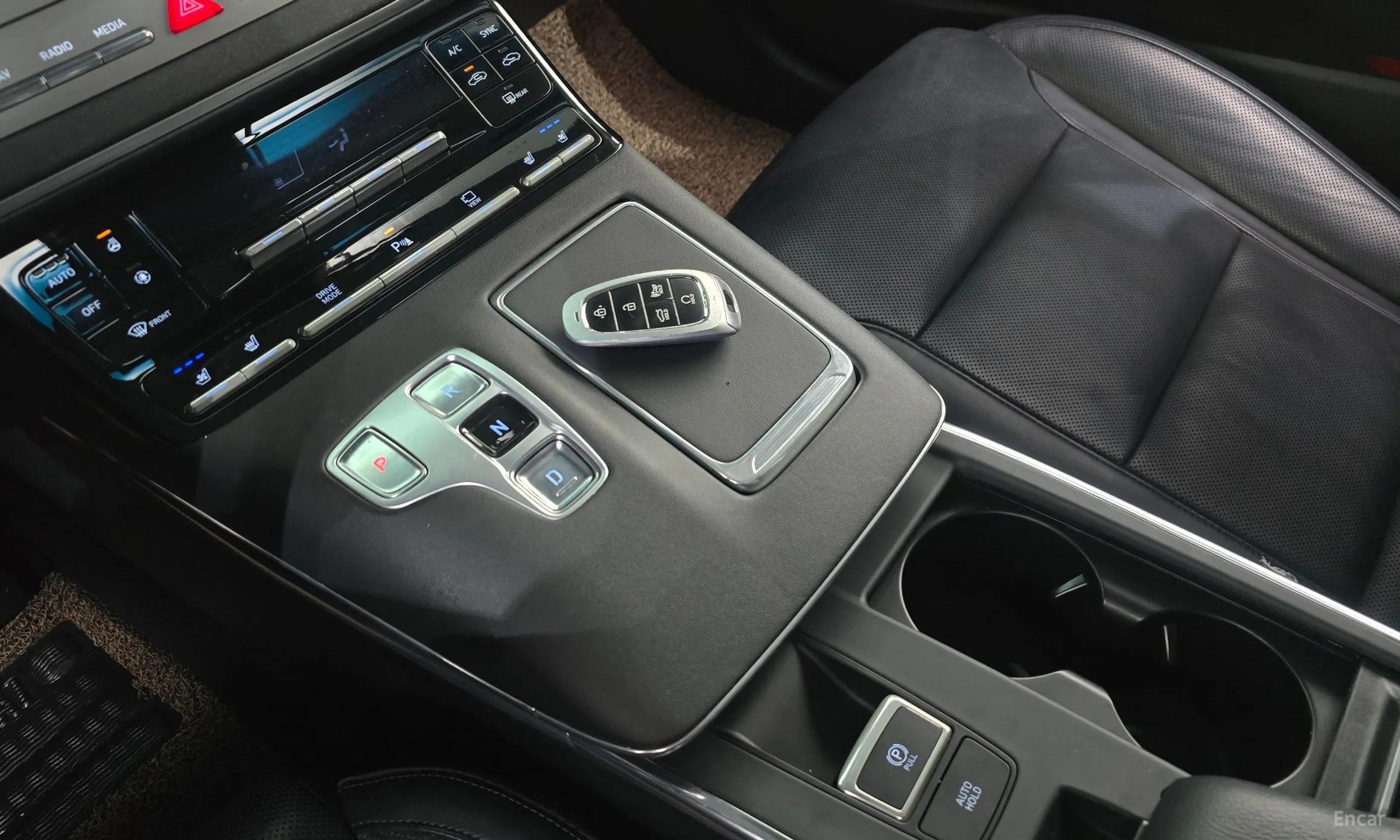 Hyundai Grandeur IG превью 9
