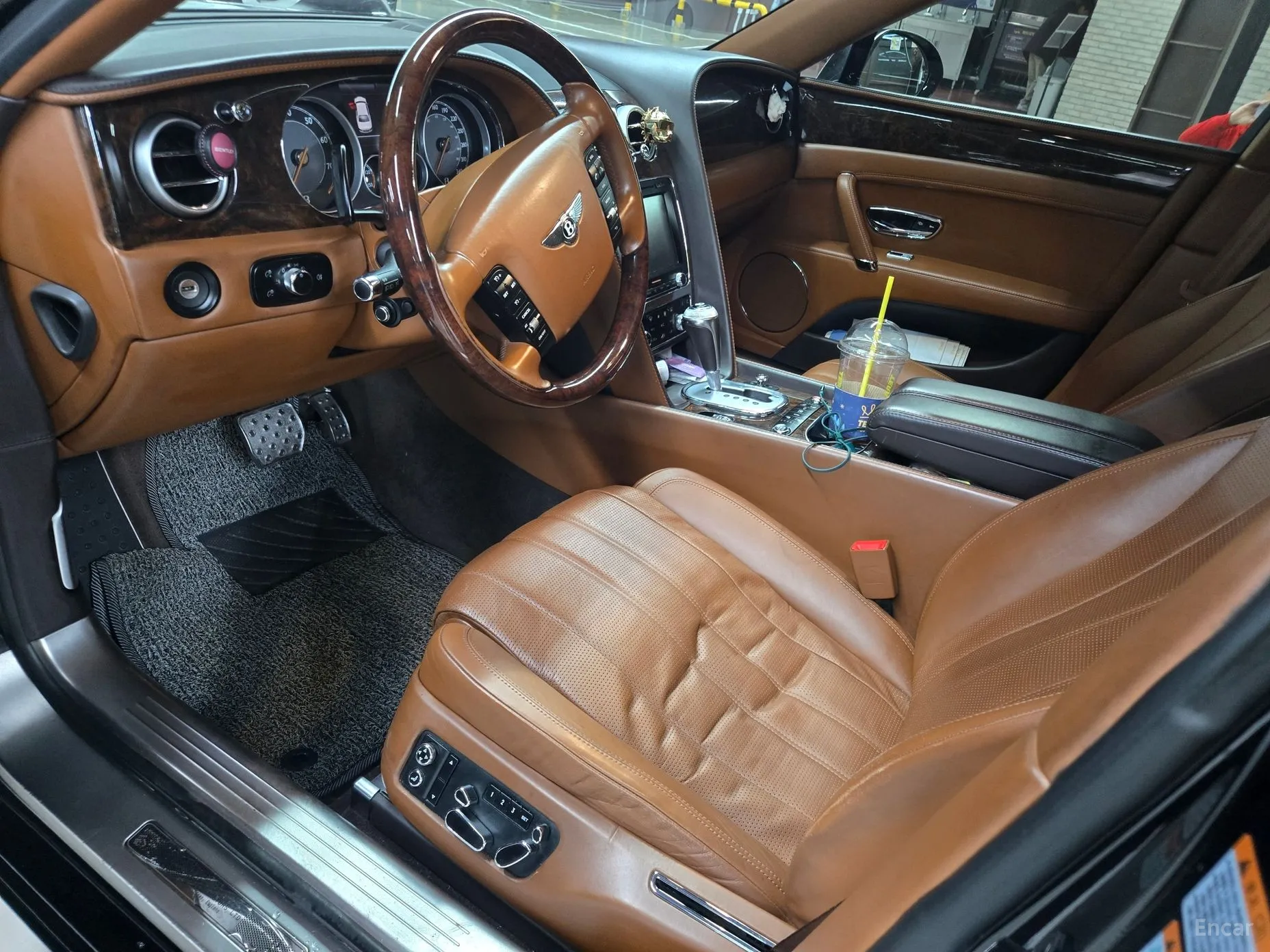 Bentley Flying Spur 2nd Generation превью 12