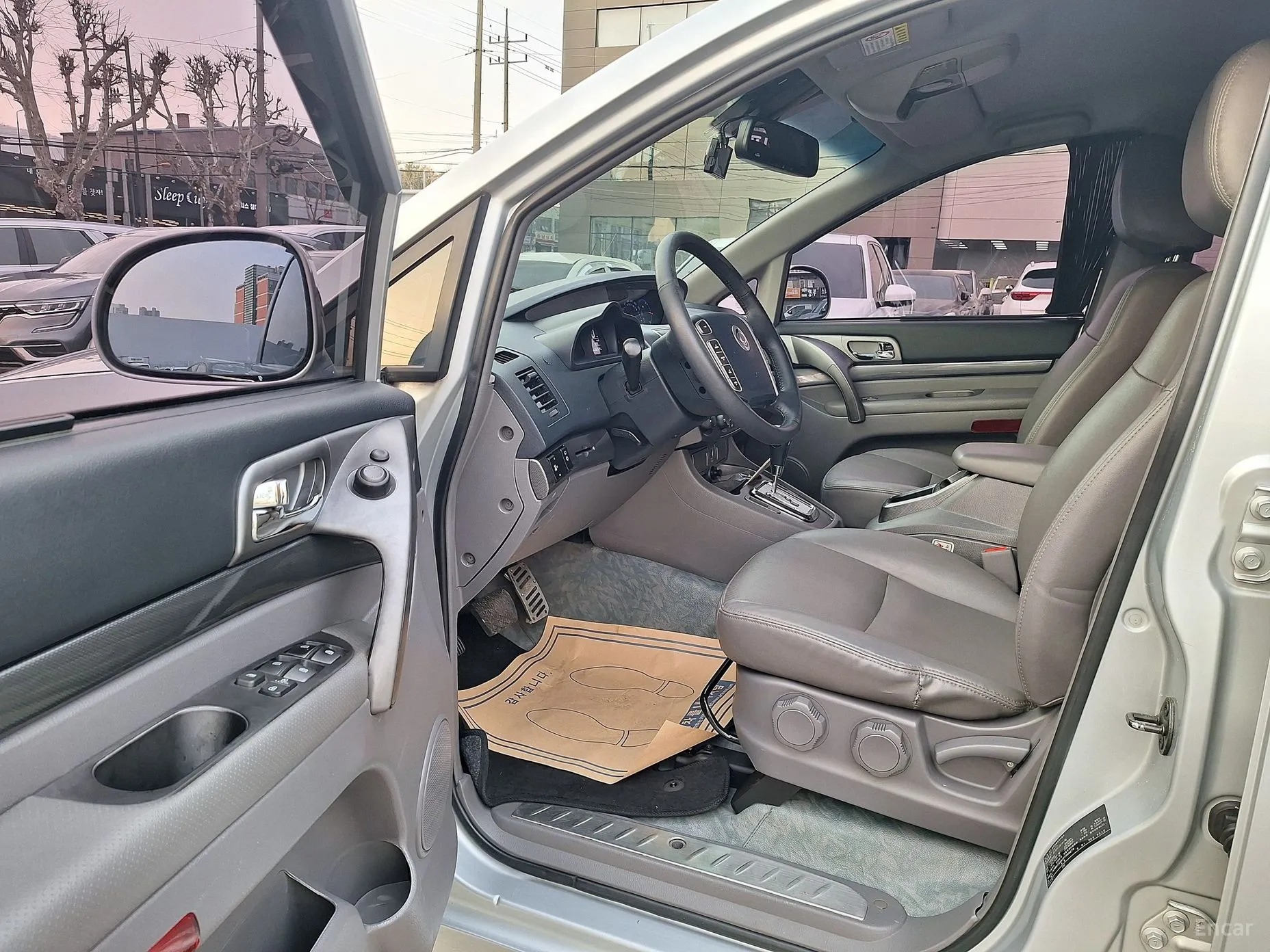 KG Mobility (SsangYong) Korando Turismo превью 8
