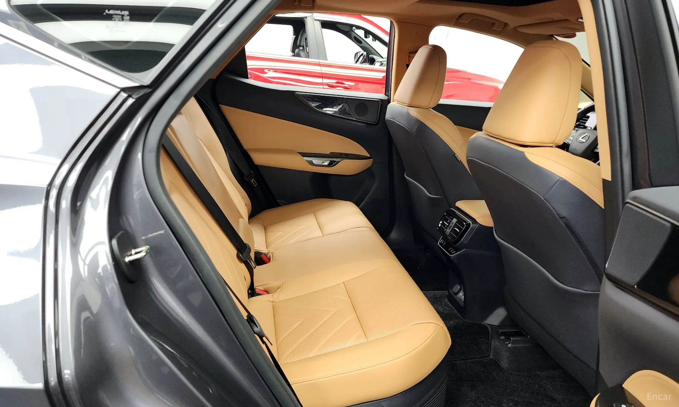 Lexus NX450h + 2nd Gen превью 12