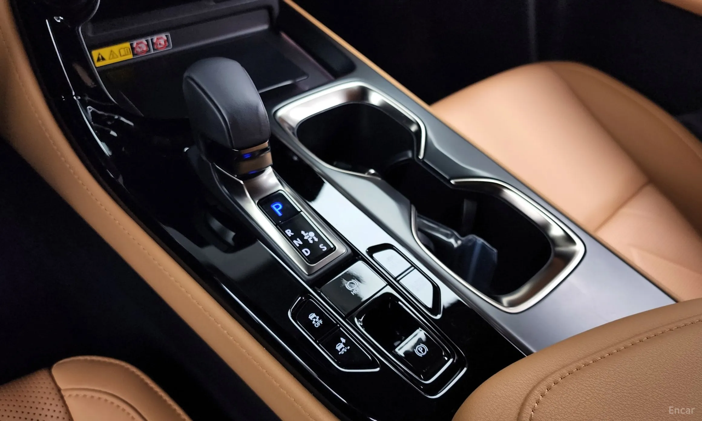 Lexus NX450h + 2nd Gen превью 9