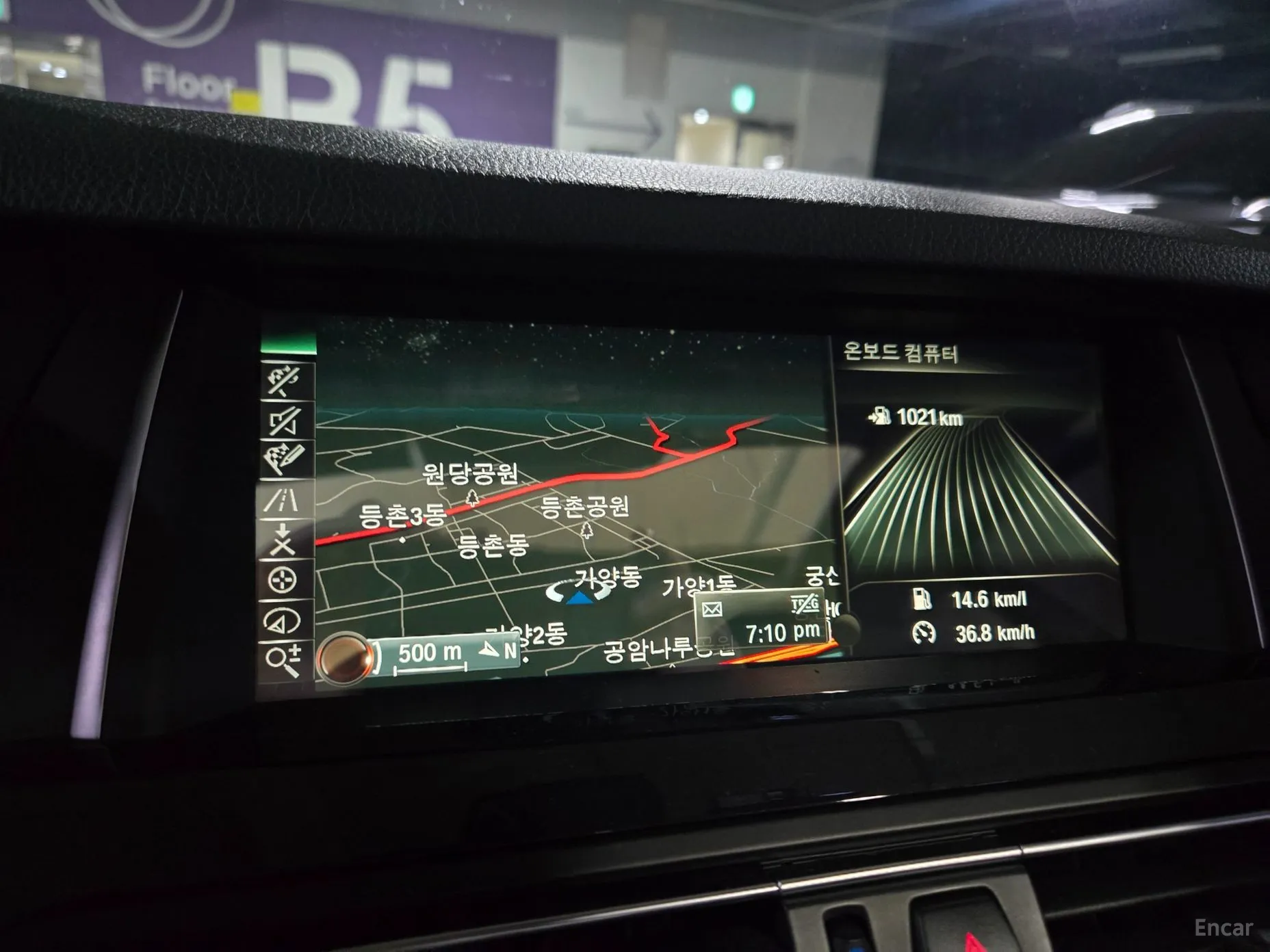 BMW 5 Series (F10) превью 13