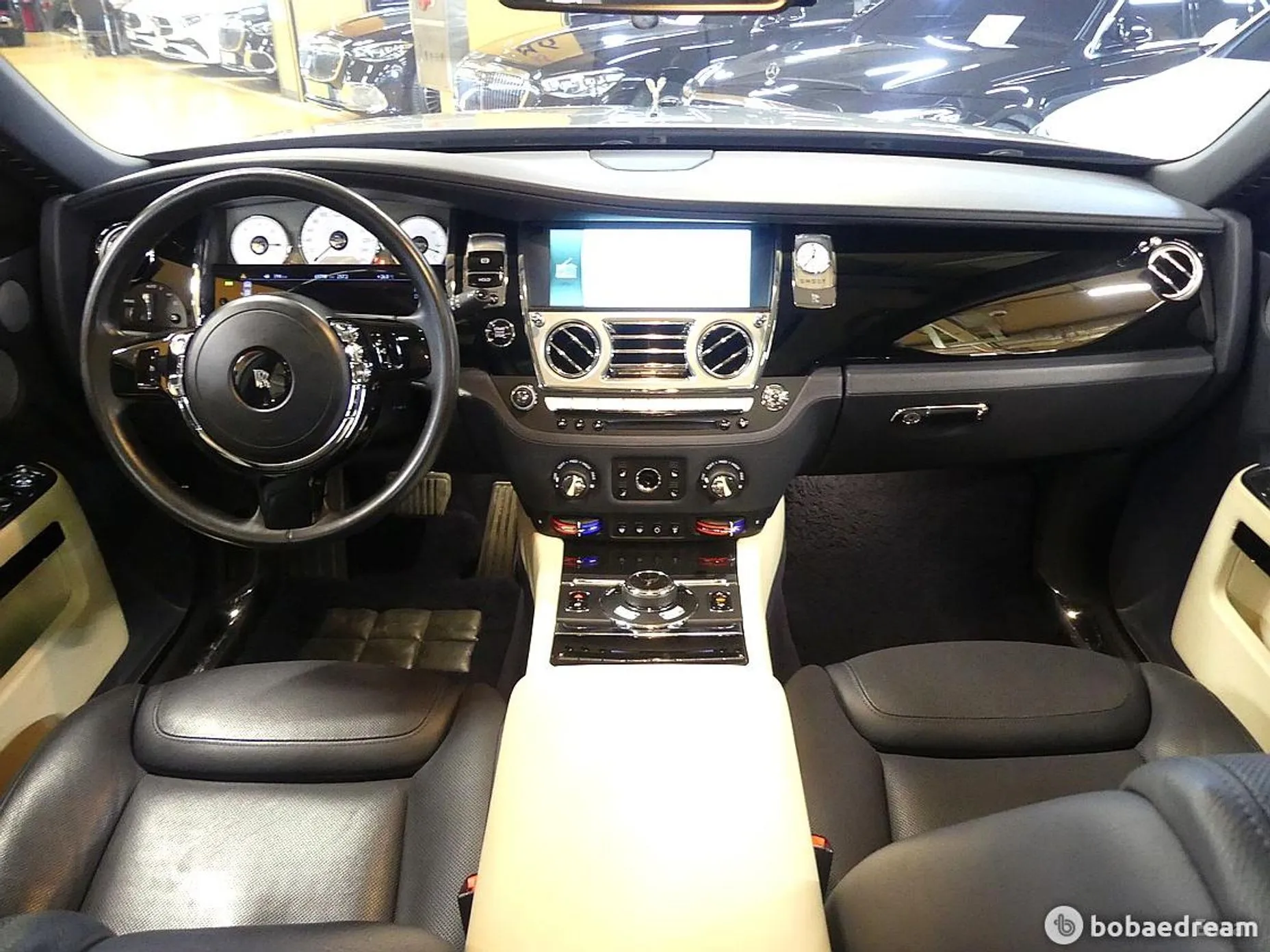 Rolls-Royce Ghost превью 7