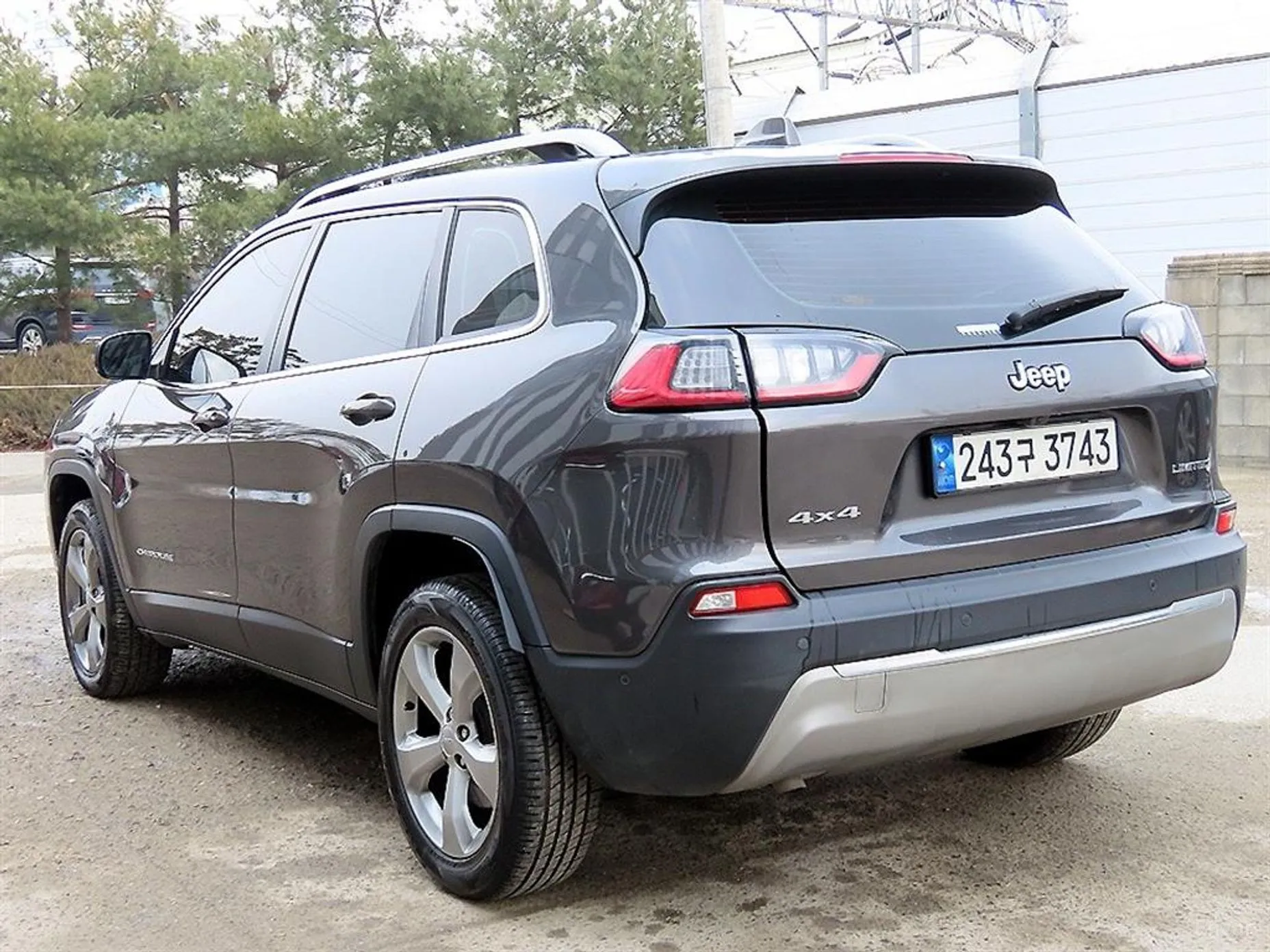 Jeep Cherokee (KL) превью 3