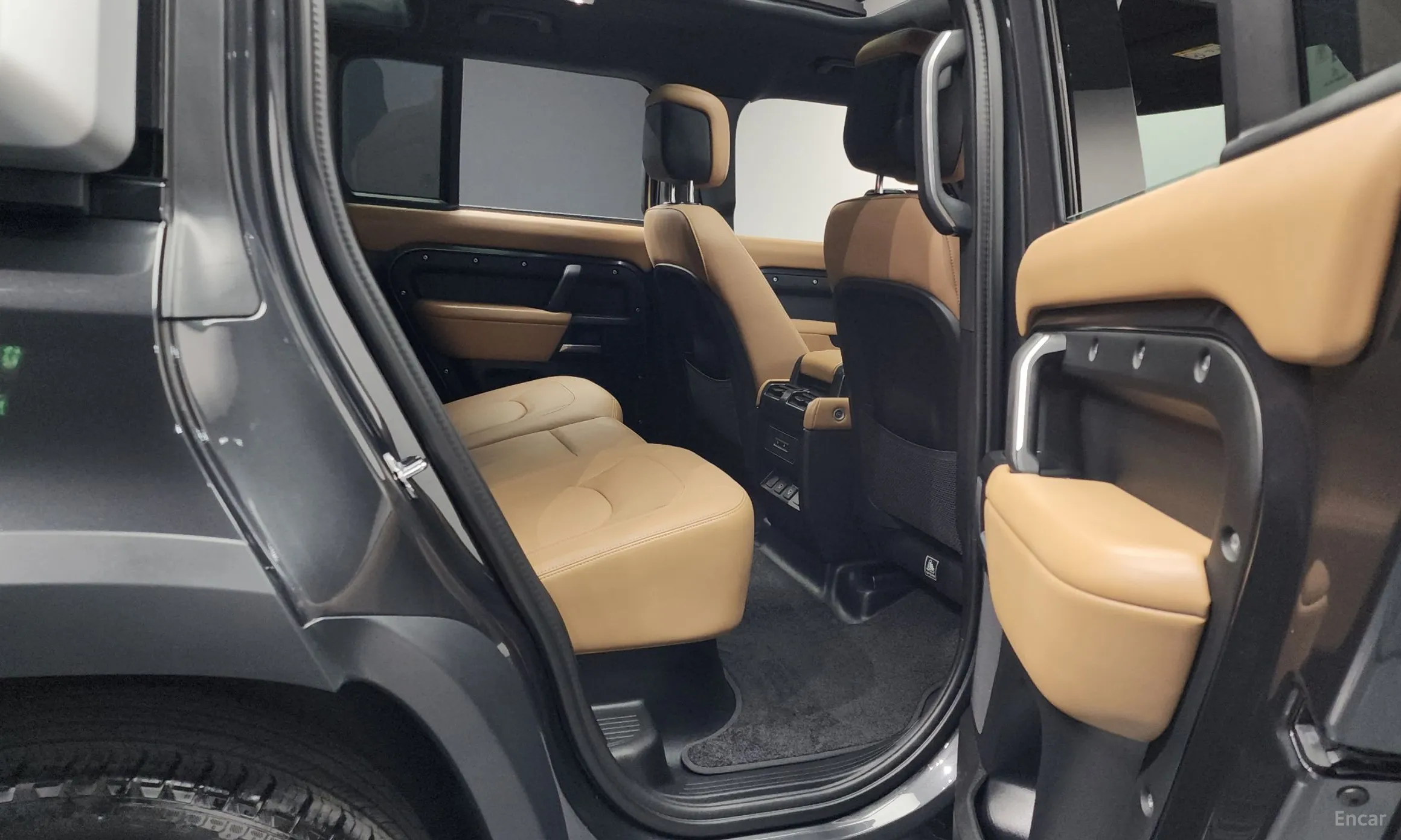 Land Rover Defender (L663) превью 12