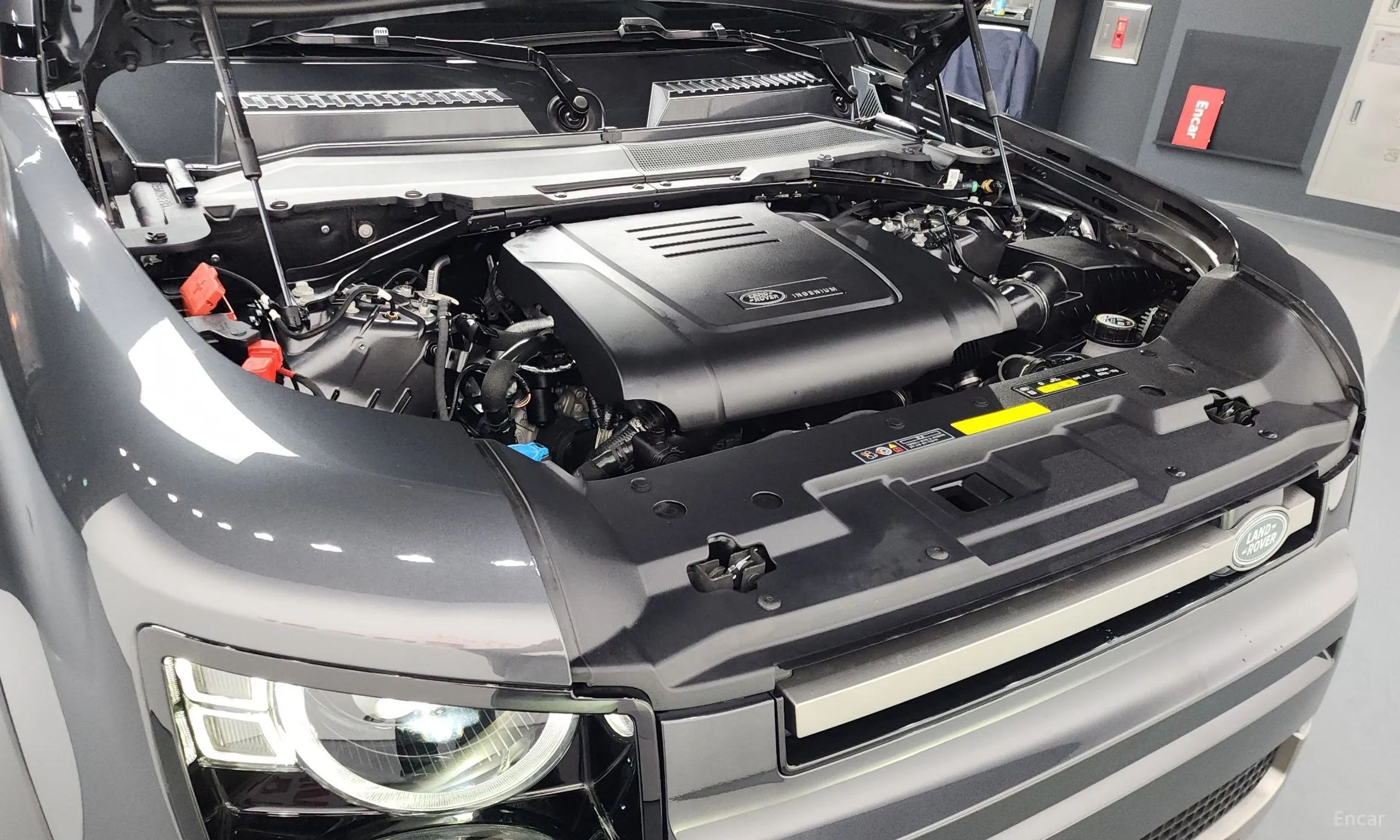 Land Rover Defender (L663) превью 6