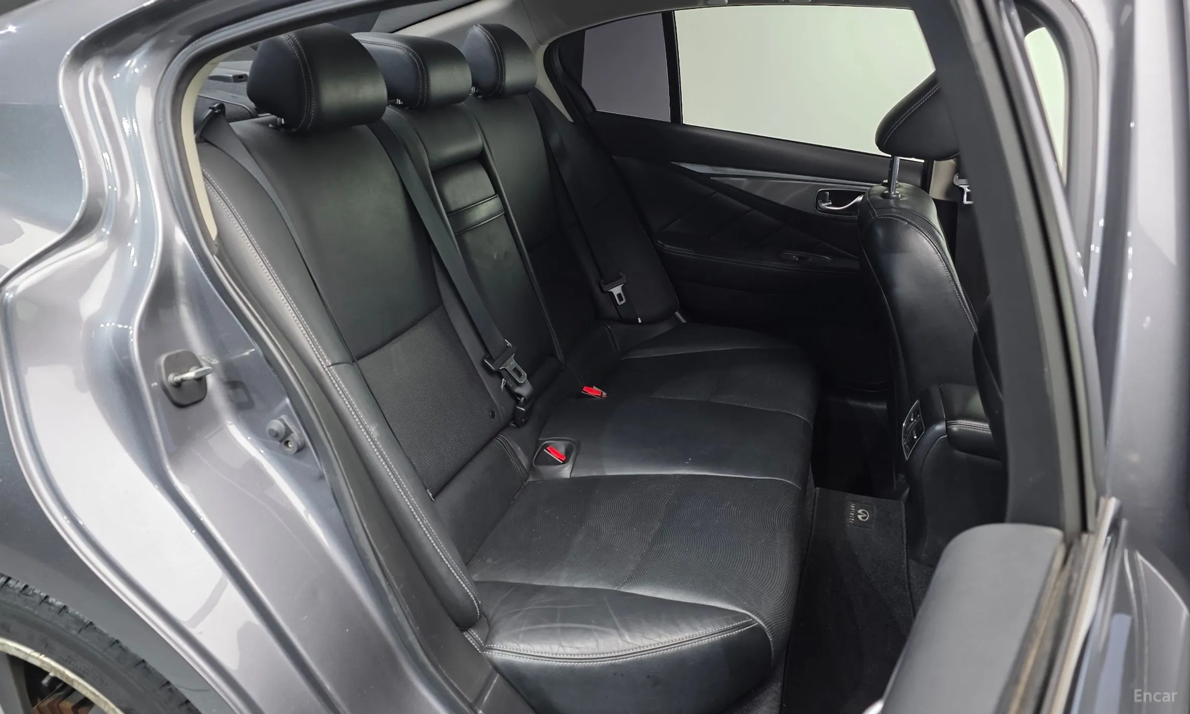 Infiniti Q50 превью 12
