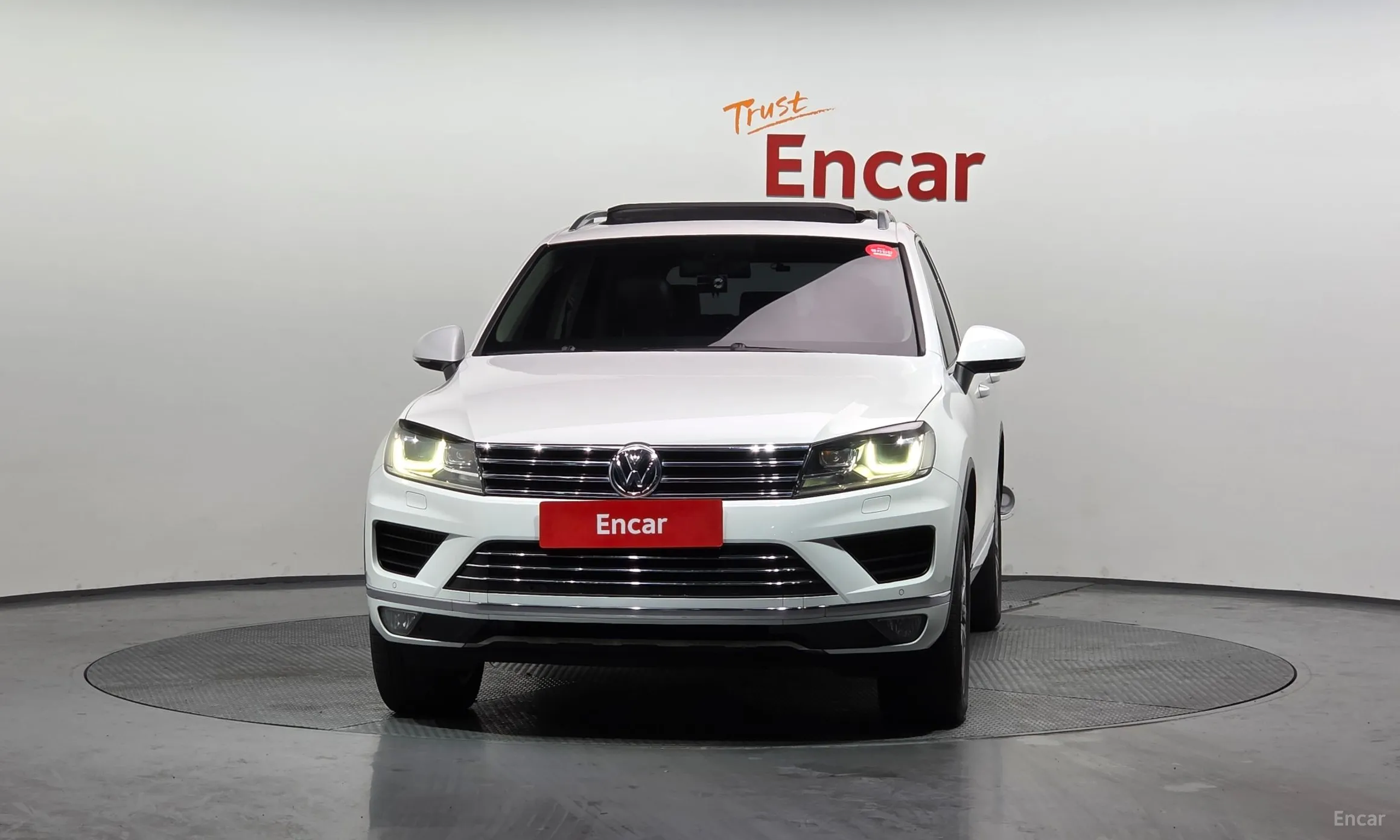 Volkswagen New Touareg превью 3
