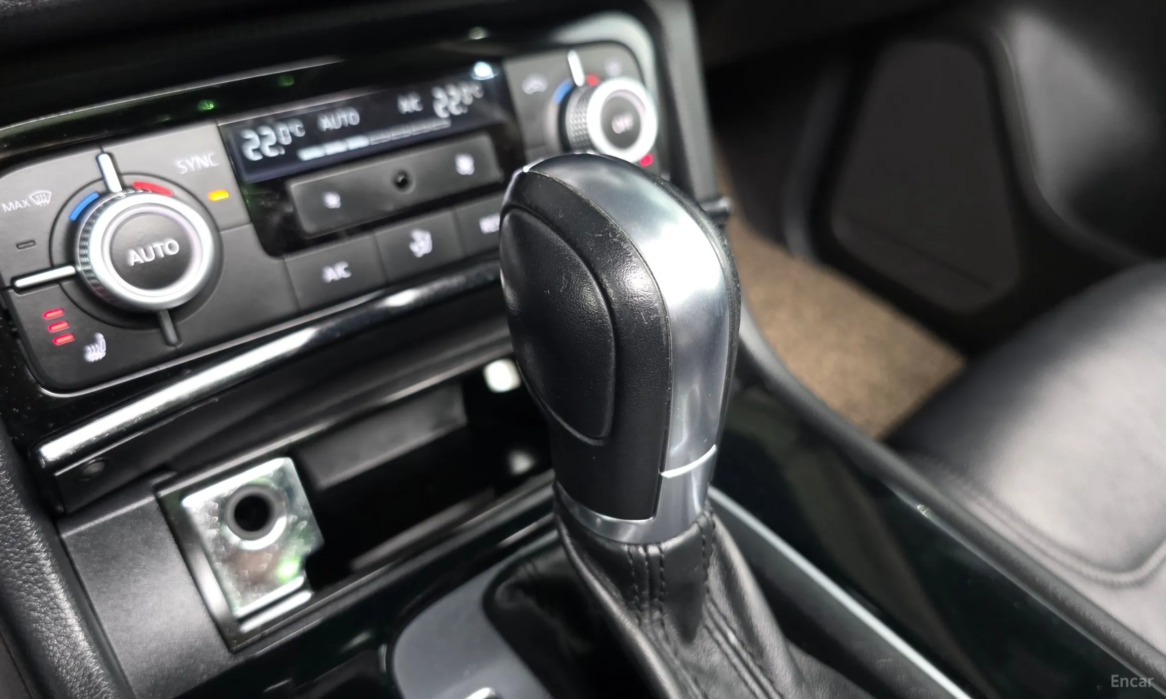 Volkswagen New Touareg превью 9