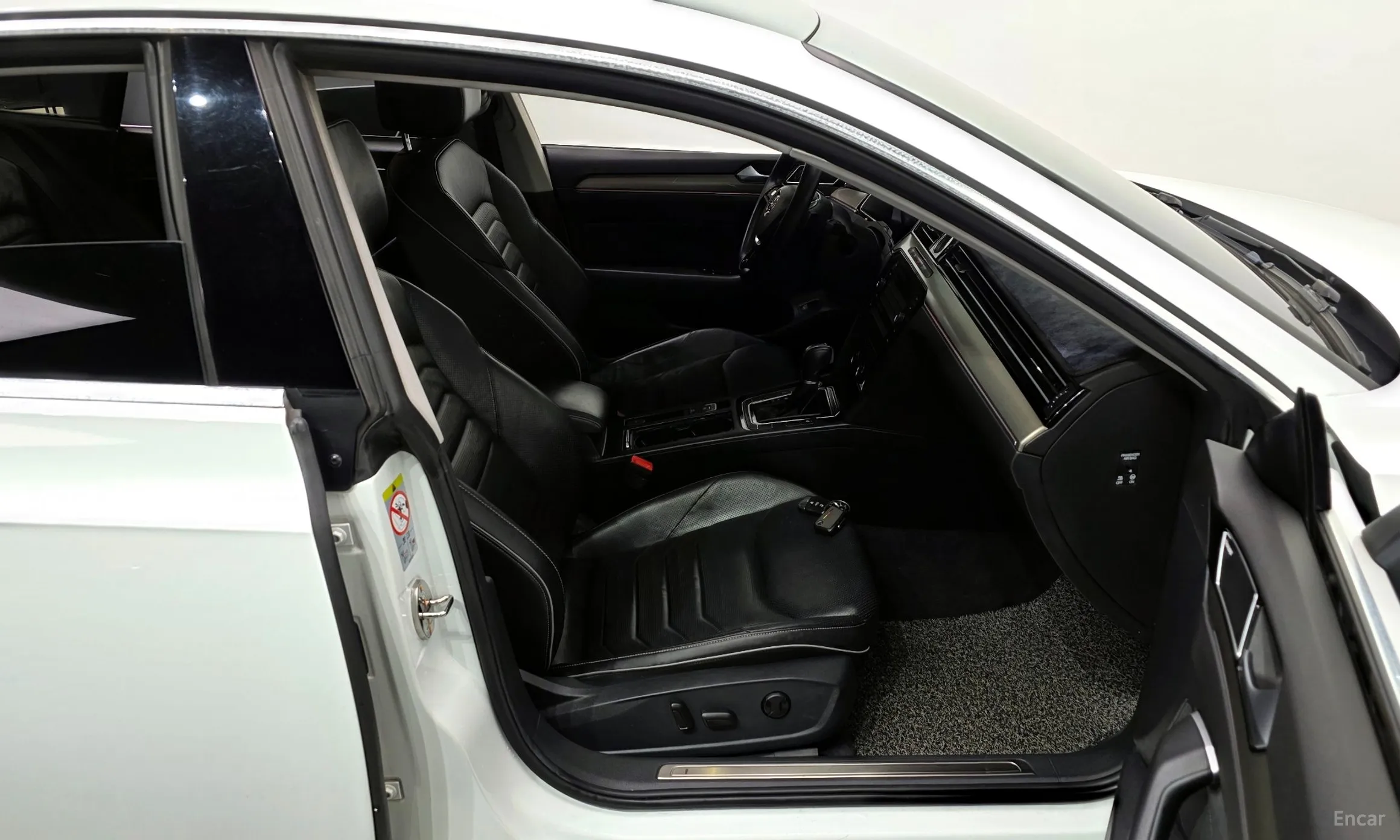 Volkswagen Ateon превью 11
