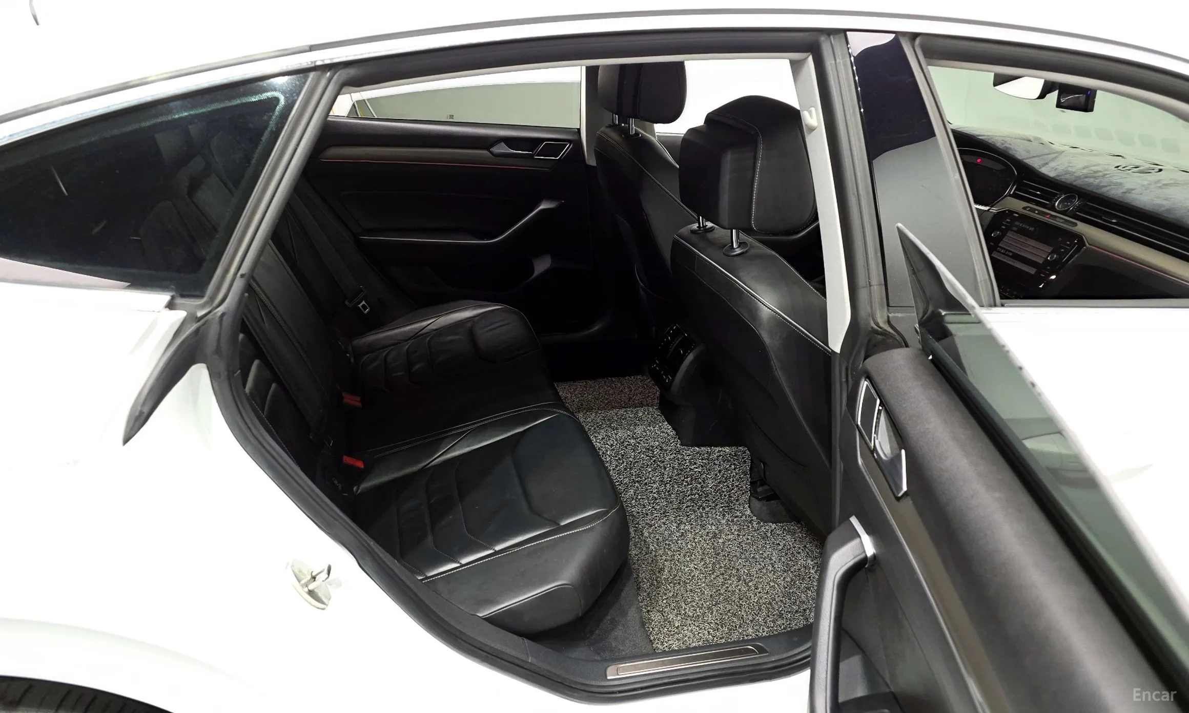 Volkswagen Ateon превью 12