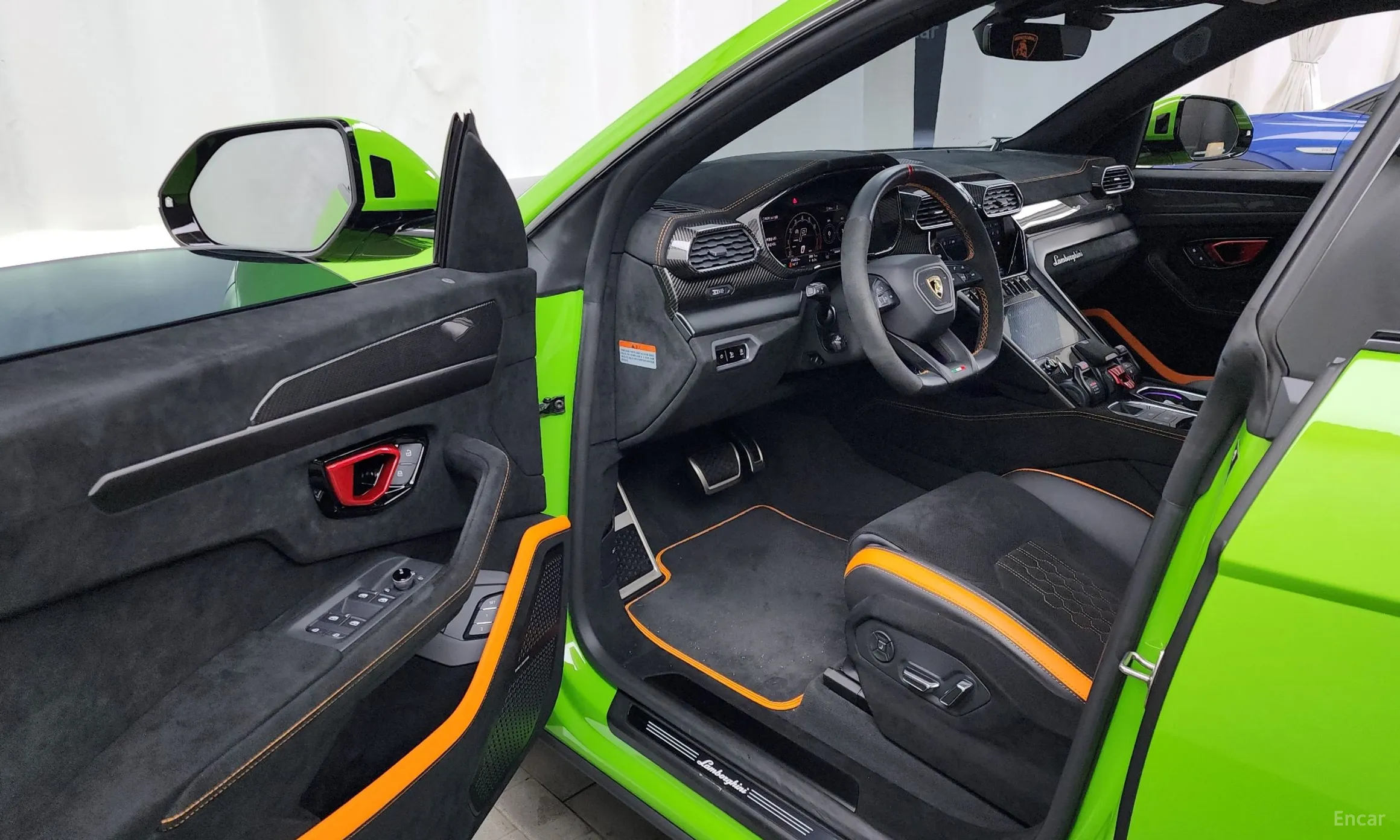 Lamborghini Urus превью 10