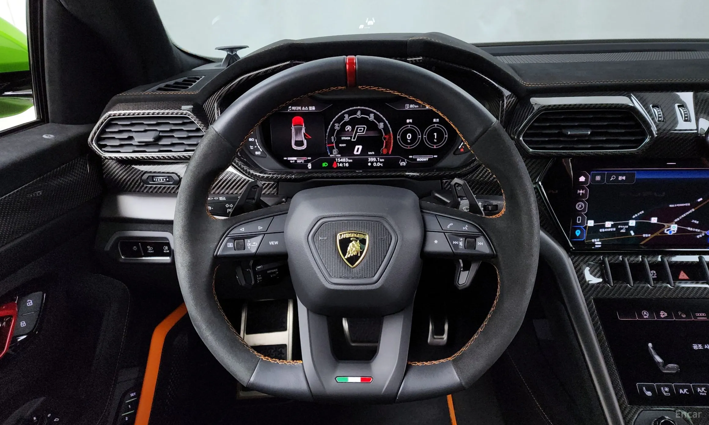 Lamborghini Urus превью 13
