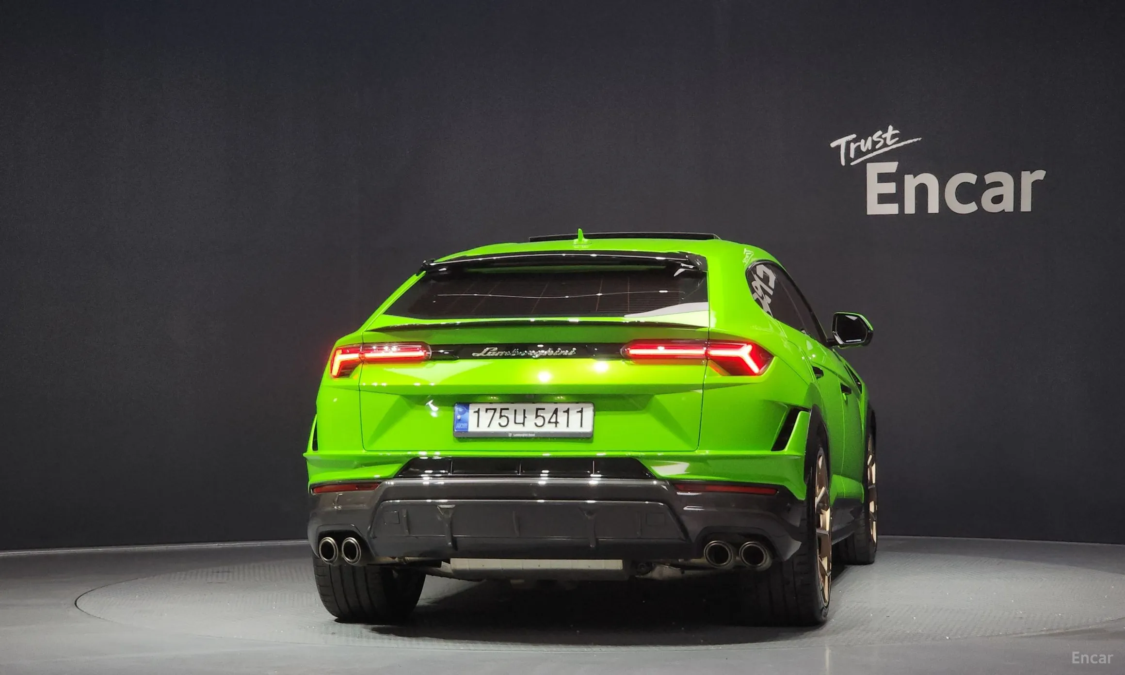 Lamborghini Urus превью 4