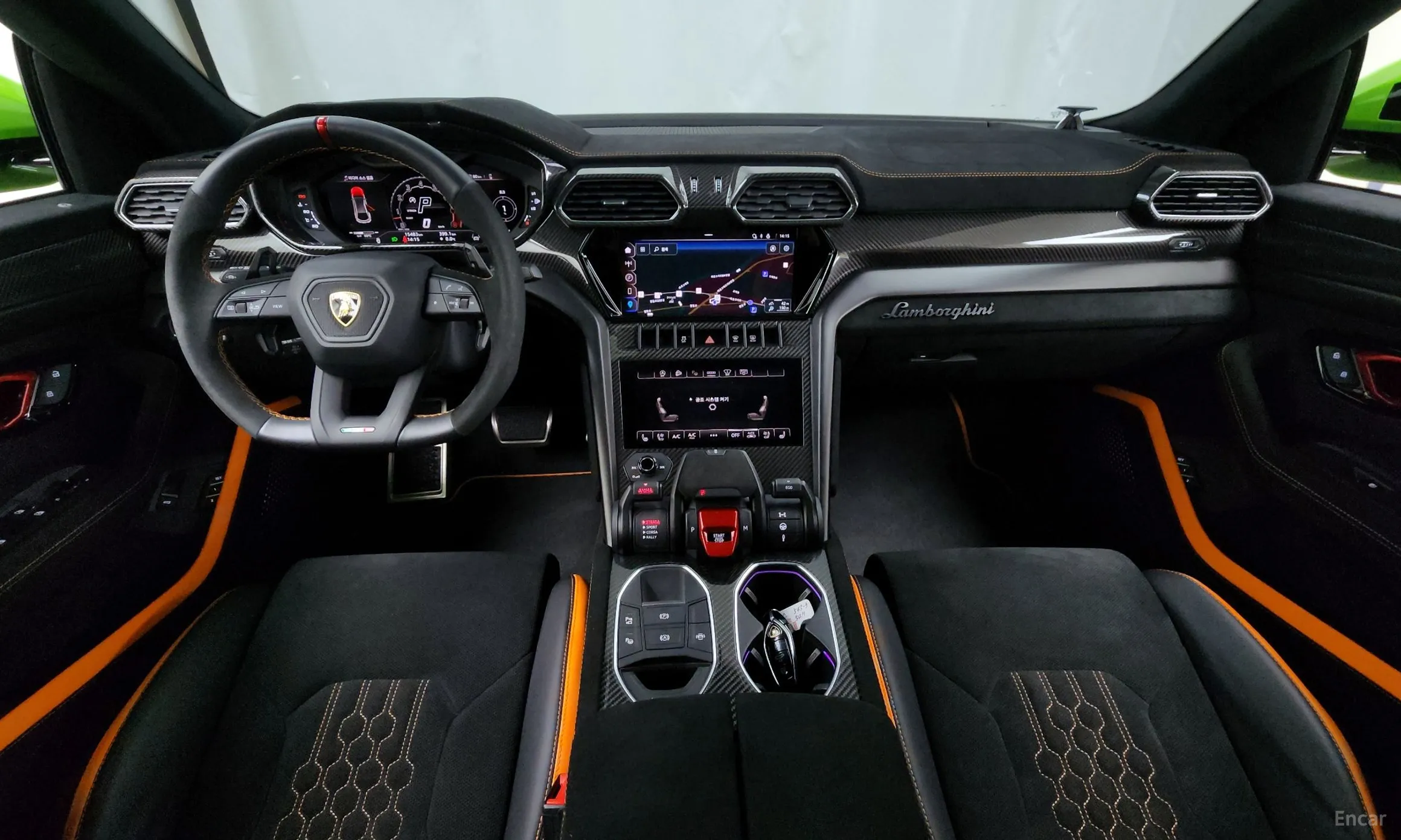 Lamborghini Urus превью 7