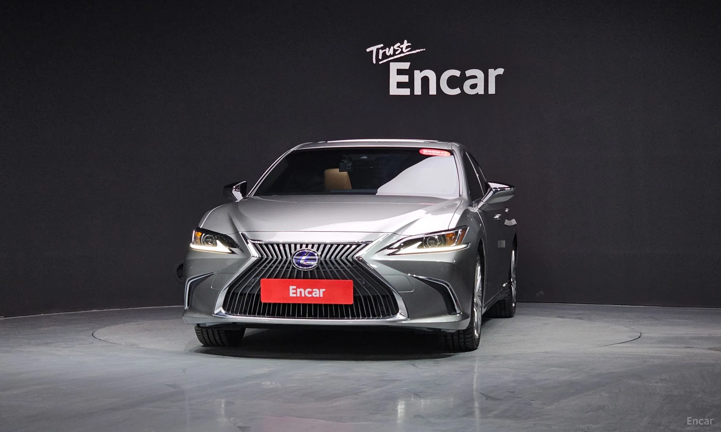 Lexus ES300h 7th Generation превью 3