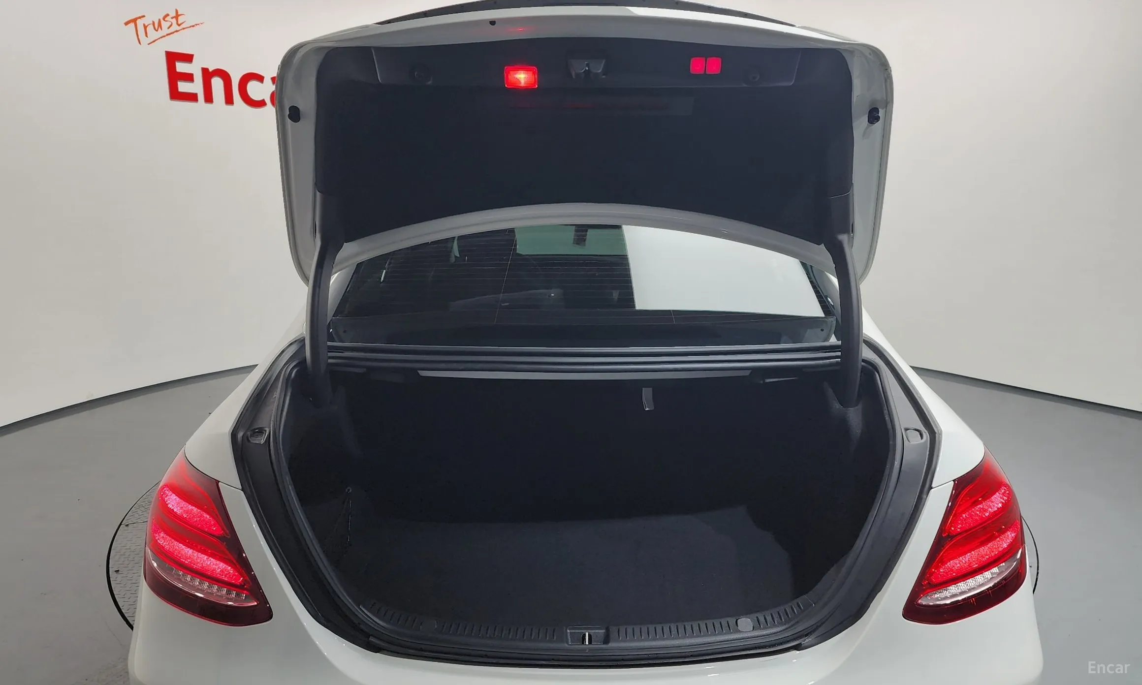 Mercedes Benz E-Class W213 превью 20