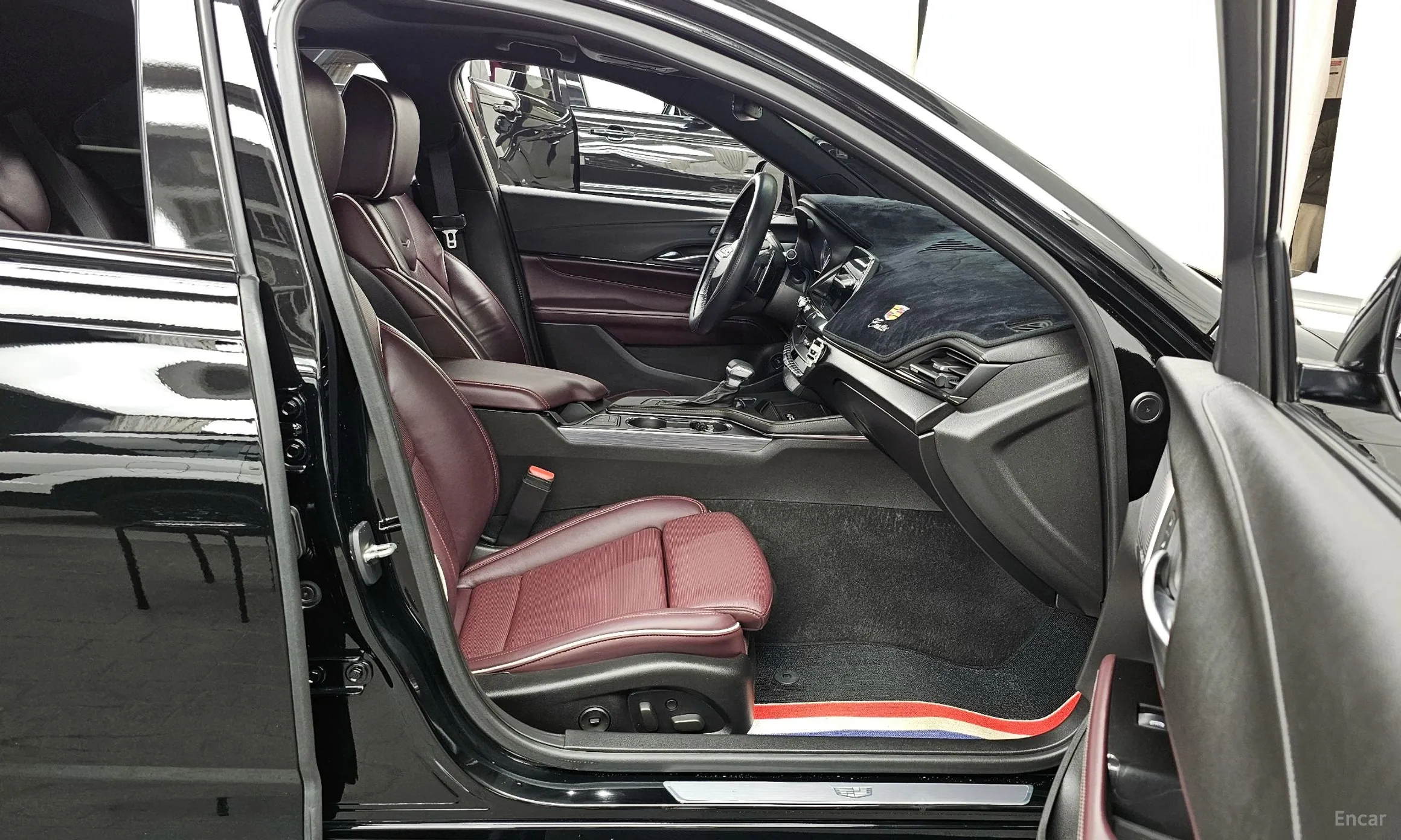 Cadillac CT4 превью 11