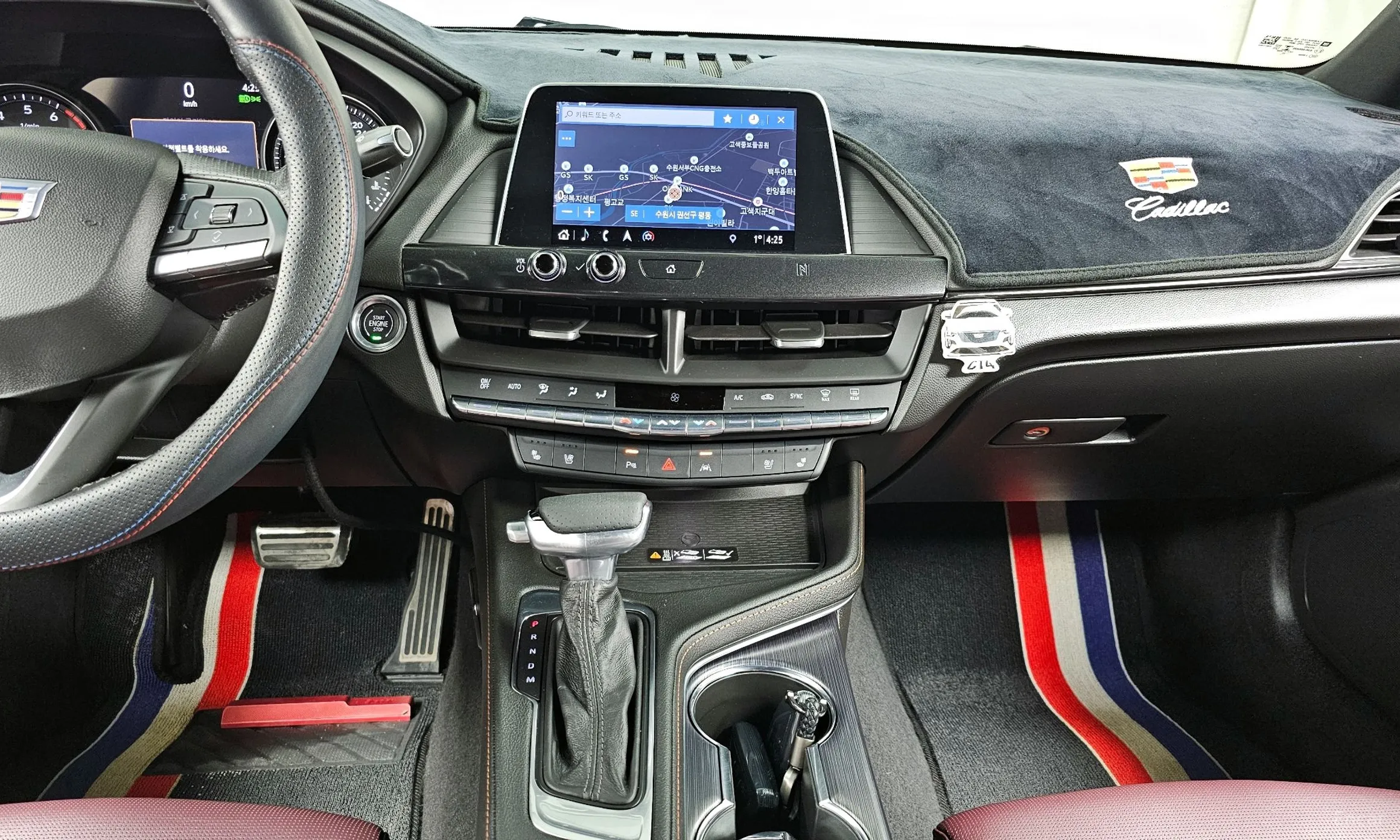 Cadillac CT4 превью 14