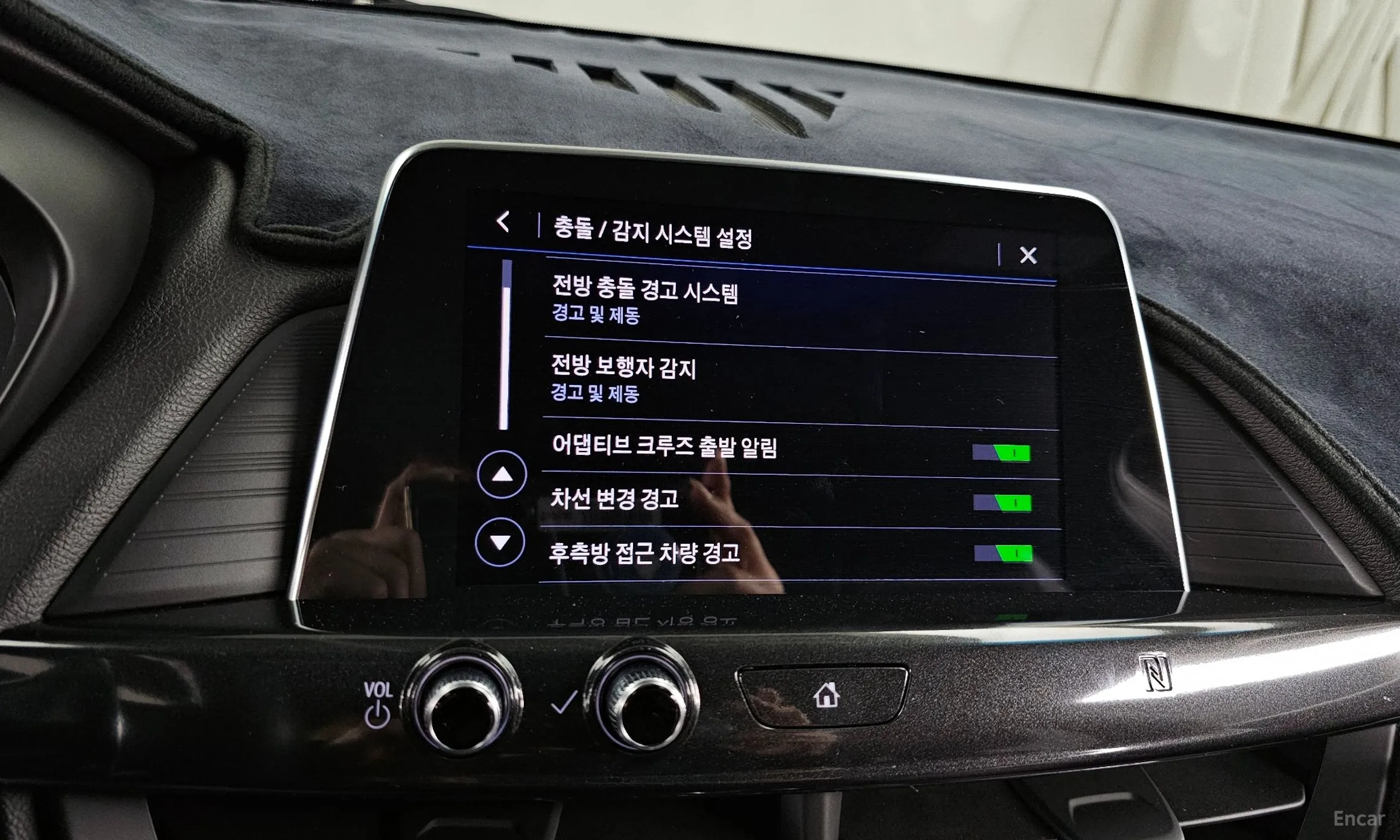 Cadillac CT4 превью 16