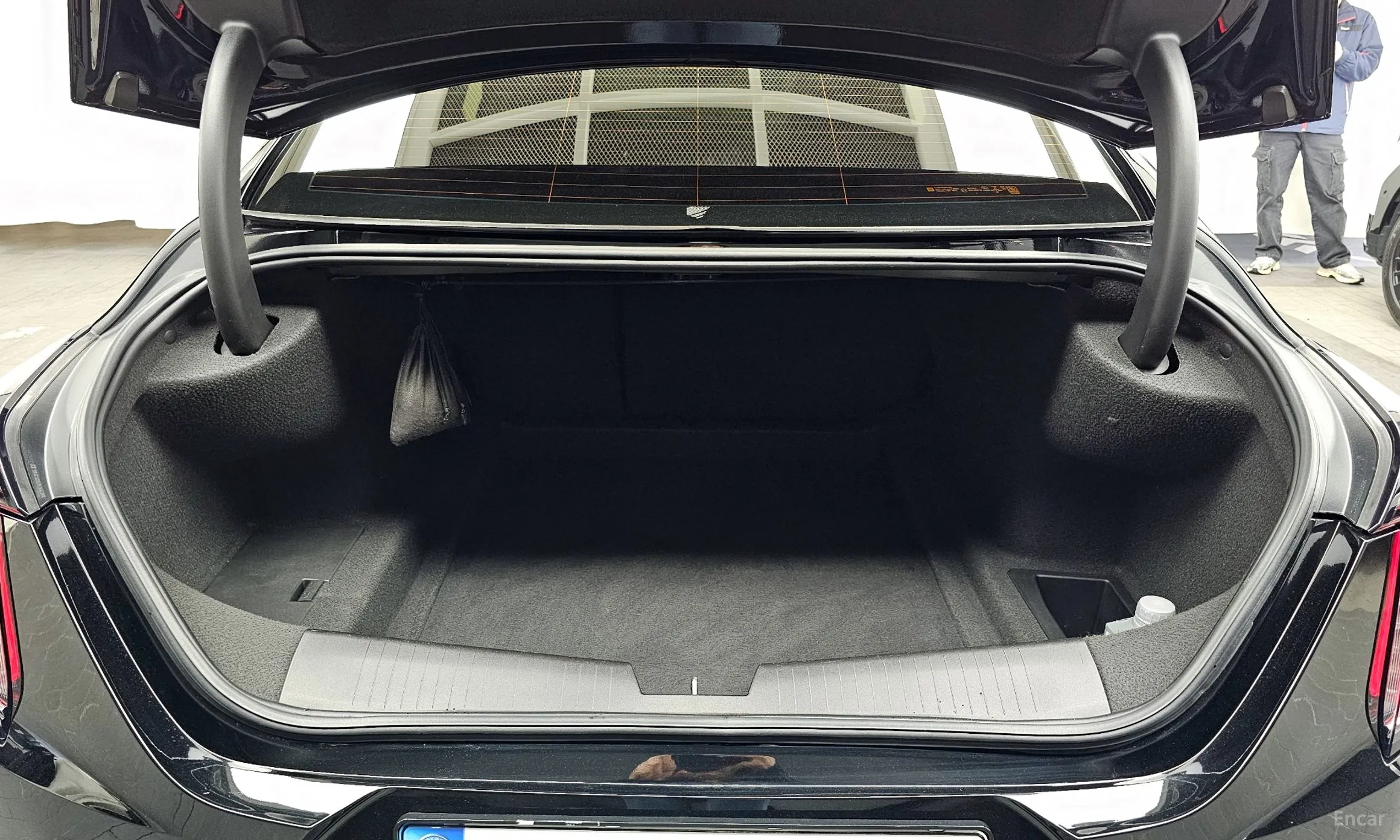Cadillac CT4 превью 20