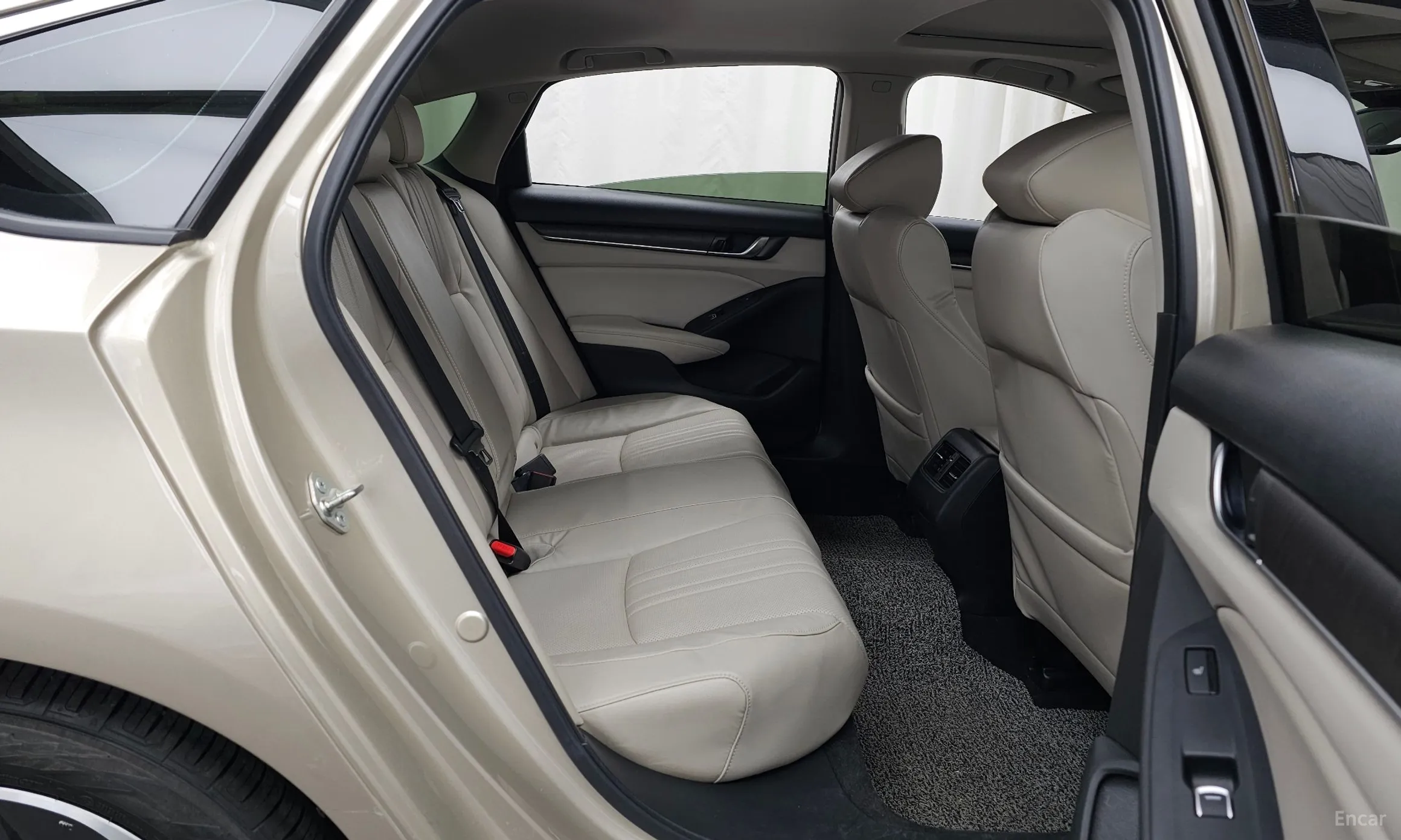 Honda Accord 10th Generation превью 12