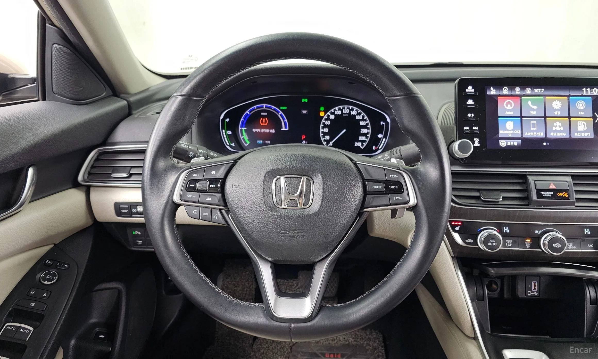 Honda Accord 10th Generation превью 13