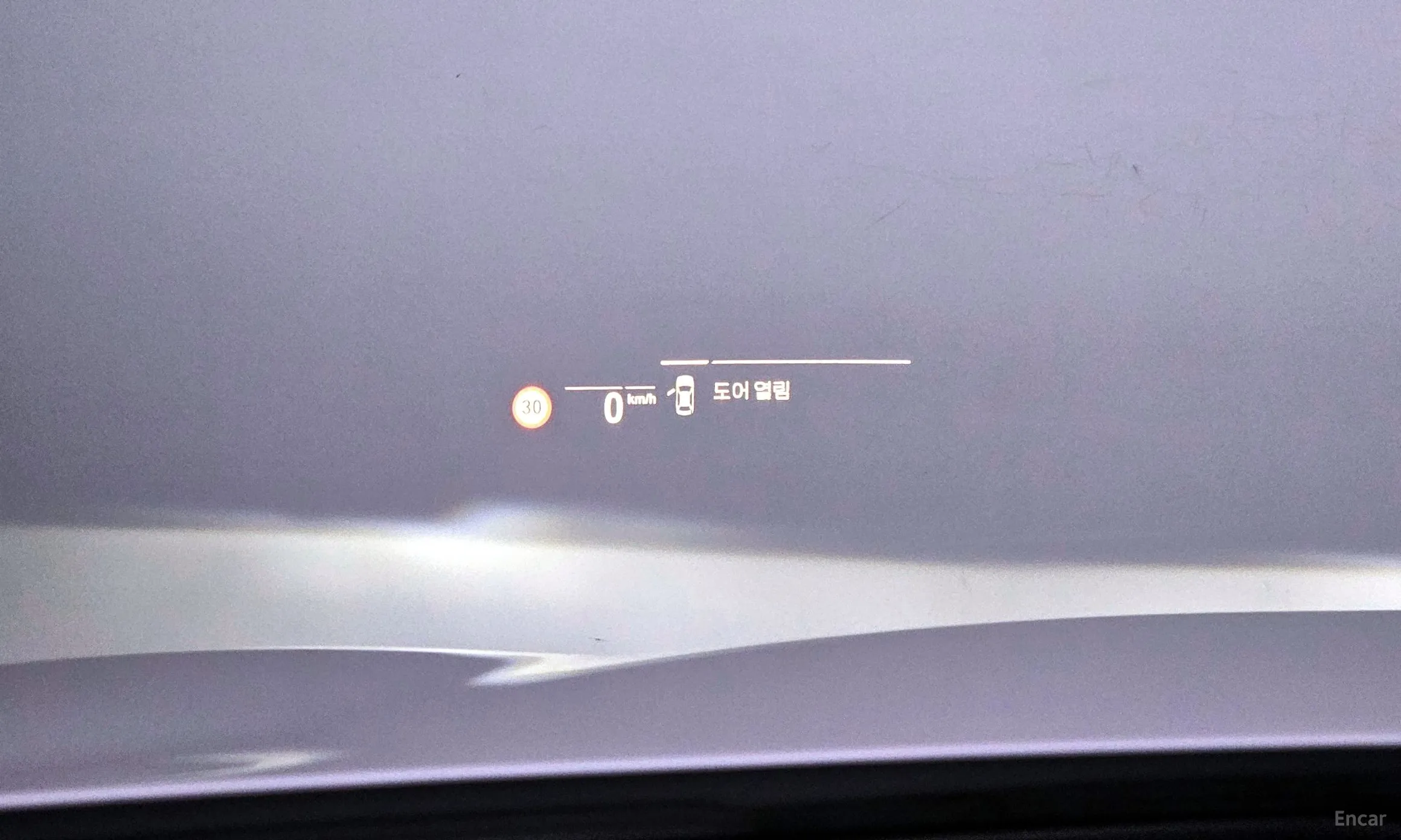 BMW 5 Series (G30) превью 19