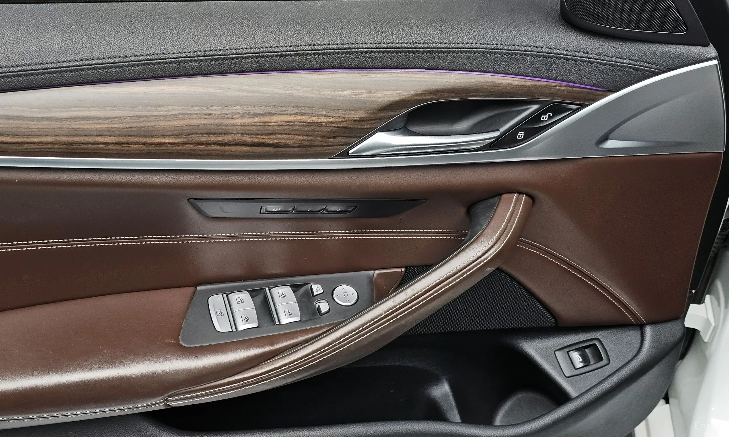 BMW 5 Series (G30) превью 20